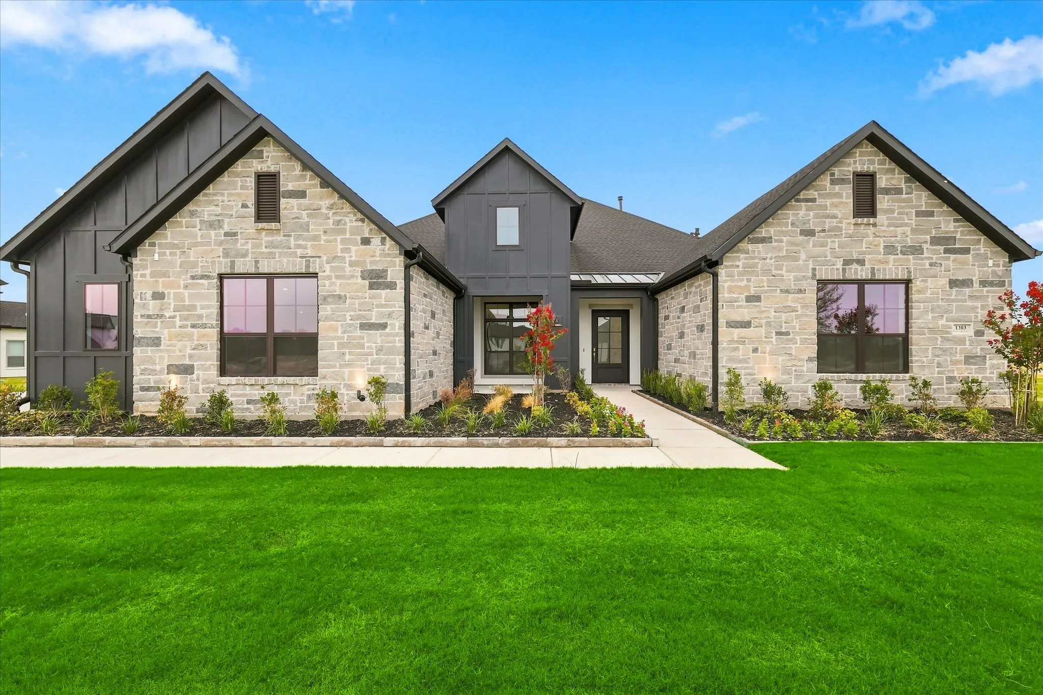 Single Family Residence For Sale in Denton County , 1303 Live Oak Lane, Oak Point, Texas 75068, 4 Bedroom, 5 Bathroom, 4 Garage spaces, 3,293 Sqft, built in 2026, mls#21389463, Real Estate Agent in Oak Point, Homes For Sale in Denton county, Homes For Sale in Oak Point, Realtor in Oak Point Texas, Real Estate Brokerage Independent Realty Texas, Luminita Cordes Realtor