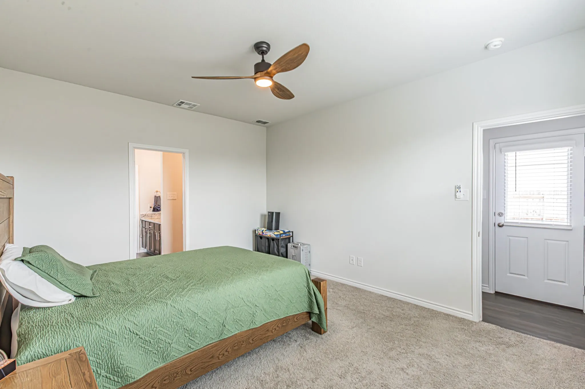 Single Family Residence For Rent in Tarrant County , 2421 Dahlia Drive, Fort Worth, Texas 76123, 4 Bedroom, 3 Bathroom, 2 Garage spaces, 2,032 Sqft, built in 2024, mls#21389383, Real Estate Agent in Fort Worth, Homes For Rent in Tarrant county, Homes For Rent in Fort Worth, Realtor in Fort Worth Texas, Real Estate Brokerage Independent Realty Texas, Luminita Cordes Realtor