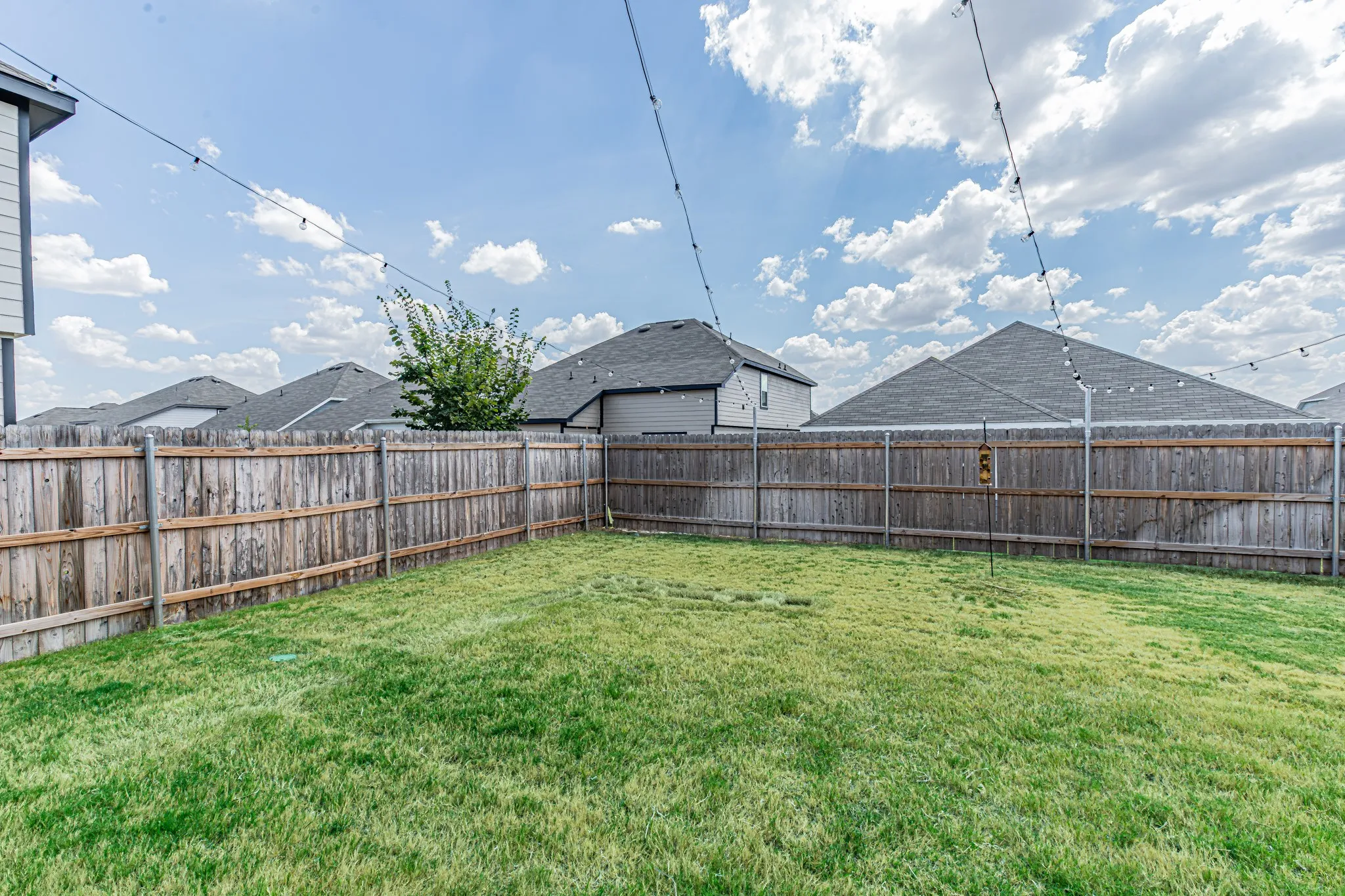 Single Family Residence For Rent in Tarrant County , 2421 Dahlia Drive, Fort Worth, Texas 76123, 4 Bedroom, 3 Bathroom, 2 Garage spaces, 2,032 Sqft, built in 2024, mls#21389383, Real Estate Agent in Fort Worth, Homes For Rent in Tarrant county, Homes For Rent in Fort Worth, Realtor in Fort Worth Texas, Real Estate Brokerage Independent Realty Texas, Luminita Cordes Realtor