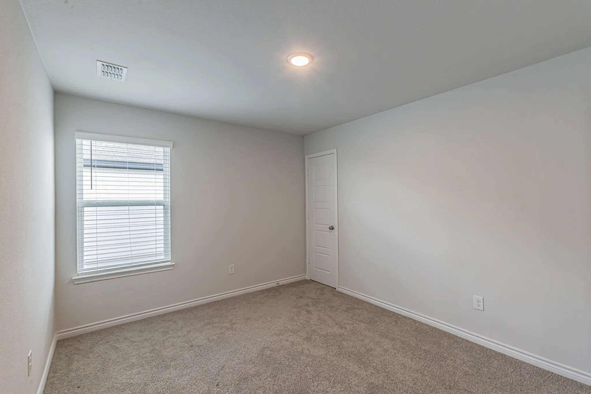 Single Family Residence For Rent in Tarrant County , 2421 Dahlia Drive, Fort Worth, Texas 76123, 4 Bedroom, 3 Bathroom, 2 Garage spaces, 2,032 Sqft, built in 2024, mls#21389383, Real Estate Agent in Fort Worth, Homes For Rent in Tarrant county, Homes For Rent in Fort Worth, Realtor in Fort Worth Texas, Real Estate Brokerage Independent Realty Texas, Luminita Cordes Realtor