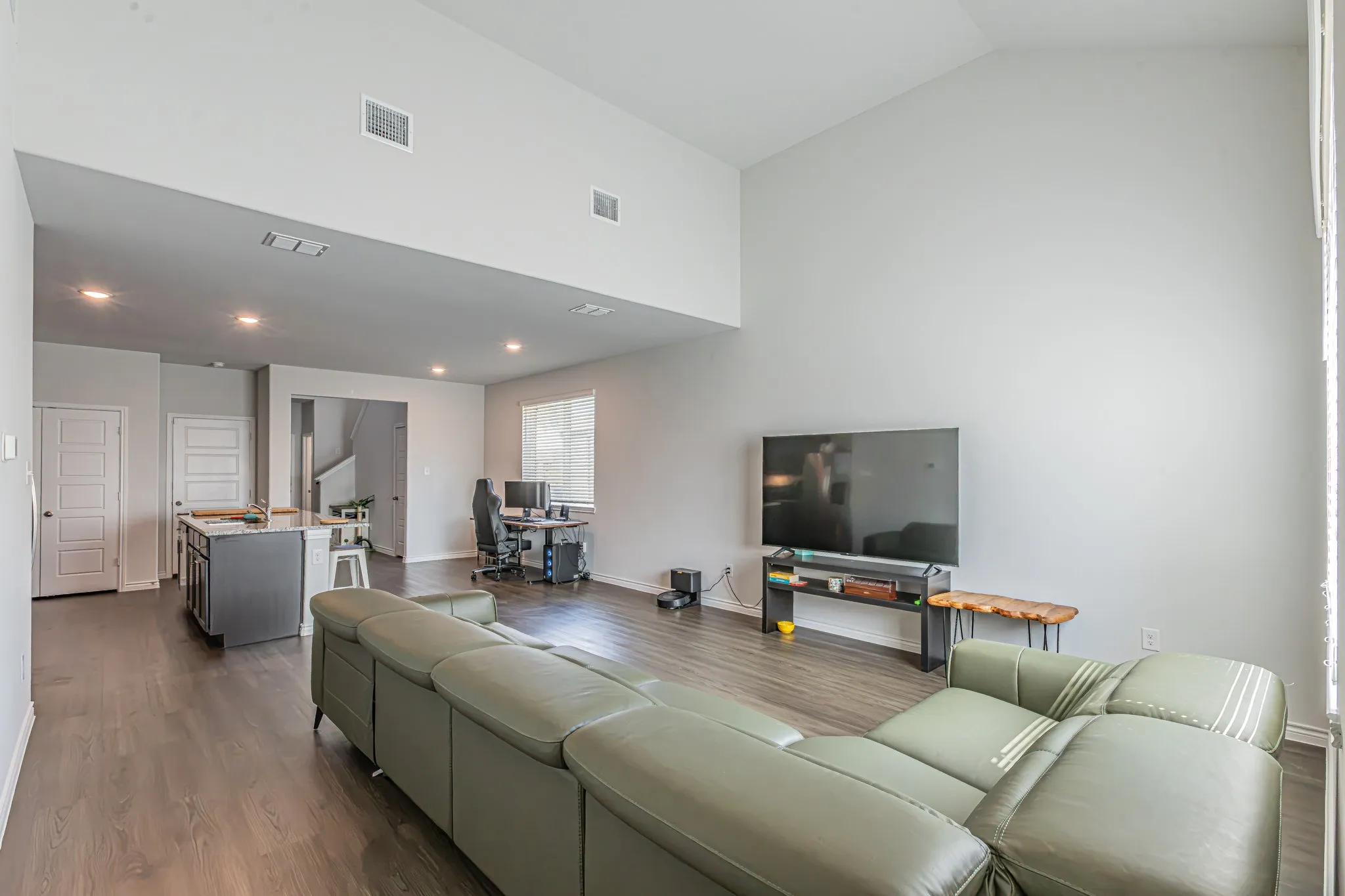 Single Family Residence For Rent in Tarrant County , 2421 Dahlia Drive, Fort Worth, Texas 76123, 4 Bedroom, 3 Bathroom, 2 Garage spaces, 2,032 Sqft, built in 2024, mls#21389383, Real Estate Agent in Fort Worth, Homes For Rent in Tarrant county, Homes For Rent in Fort Worth, Realtor in Fort Worth Texas, Real Estate Brokerage Independent Realty Texas, Luminita Cordes Realtor