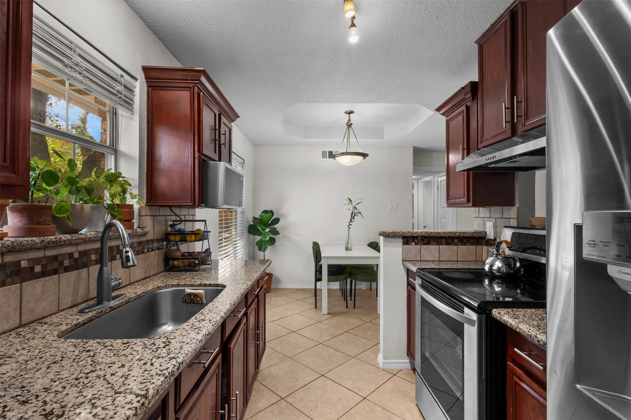 Single Family Residence For Sale in Dallas County , 523 Glen Cove Street, Seagoville, Texas 75159, 3 Bedroom, 2 Bathroom, 1 Garage spaces, 1,217 Sqft, built in 1992, mls#21389467, Real Estate Agent in Seagoville, Homes For Sale in Dallas county, Homes For Sale in Seagoville, Realtor in Seagoville Texas, Real Estate Brokerage Independent Realty Texas, Luminita Cordes Realtor