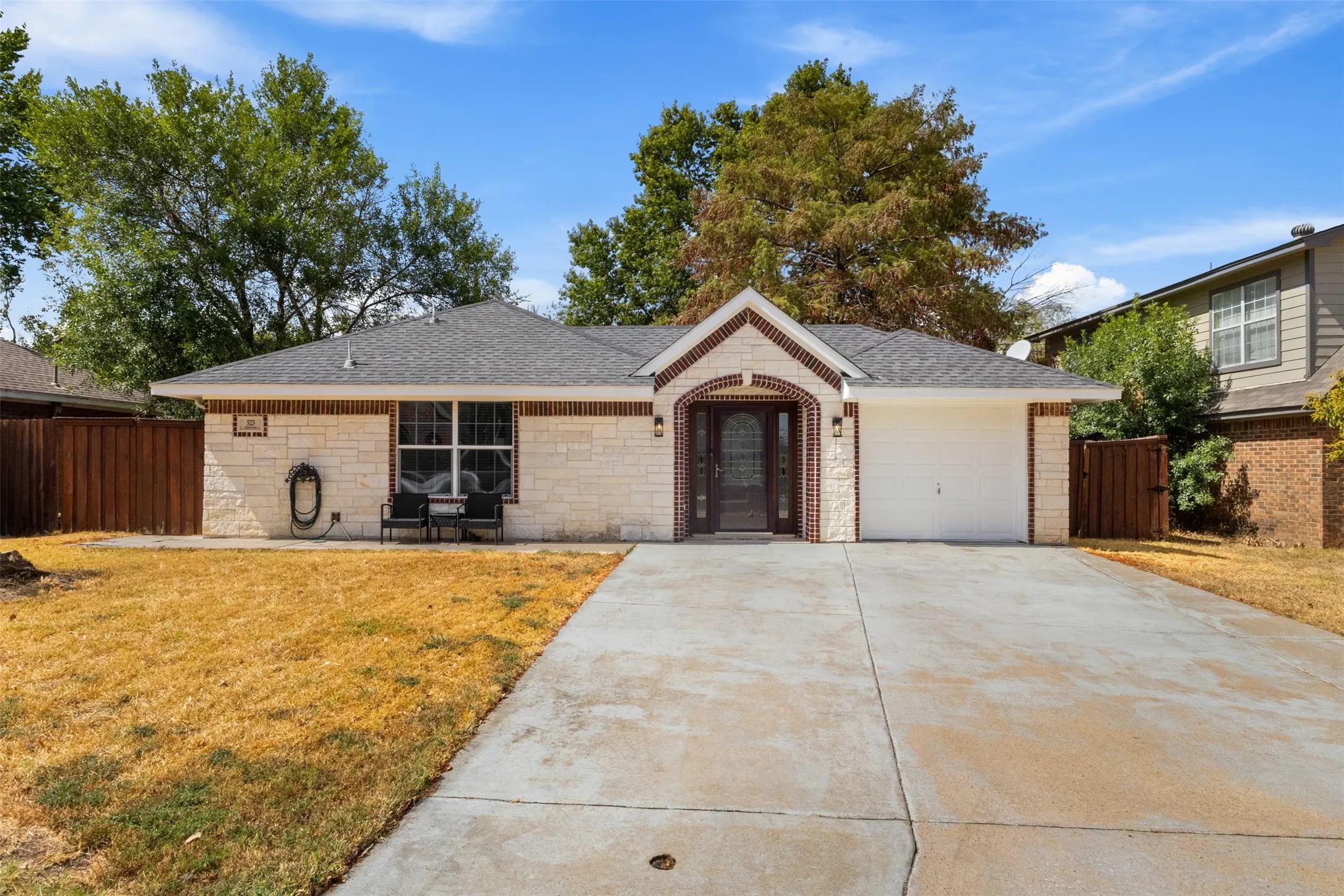 Single Family Residence For Sale