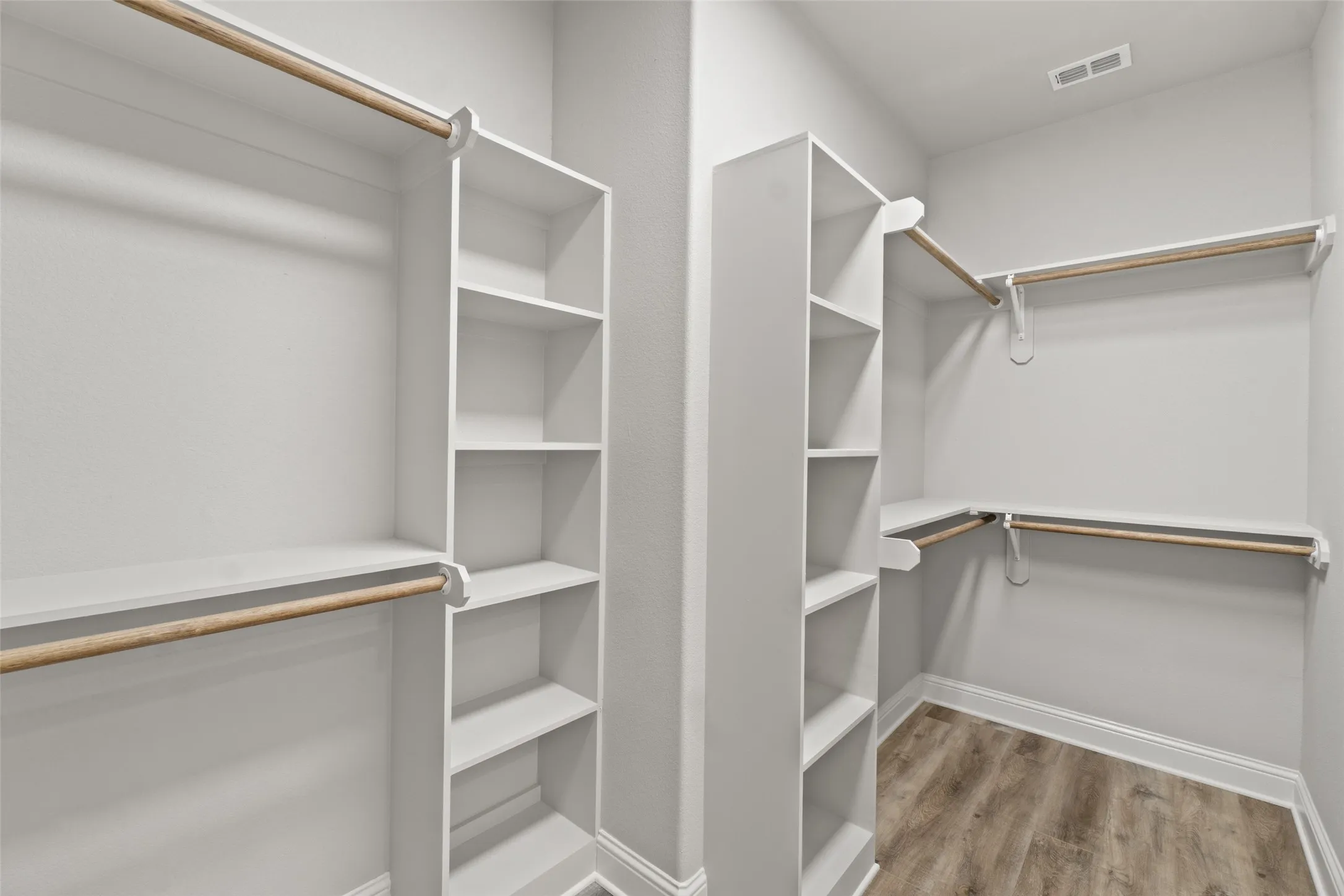 Single Family Residence For Sale in Upshur County , 106 Royal Street, Gilmer, Texas 75645, 3 Bedroom, 2 Bathroom, 2 Garage spaces, 1,589 Sqft, built in 2025, mls#21389476, Real Estate Agent in Gilmer, Homes For Sale in Upshur county, Homes For Sale in Gilmer, Realtor in Gilmer Texas, Real Estate Brokerage Independent Realty Texas, Luminita Cordes Realtor