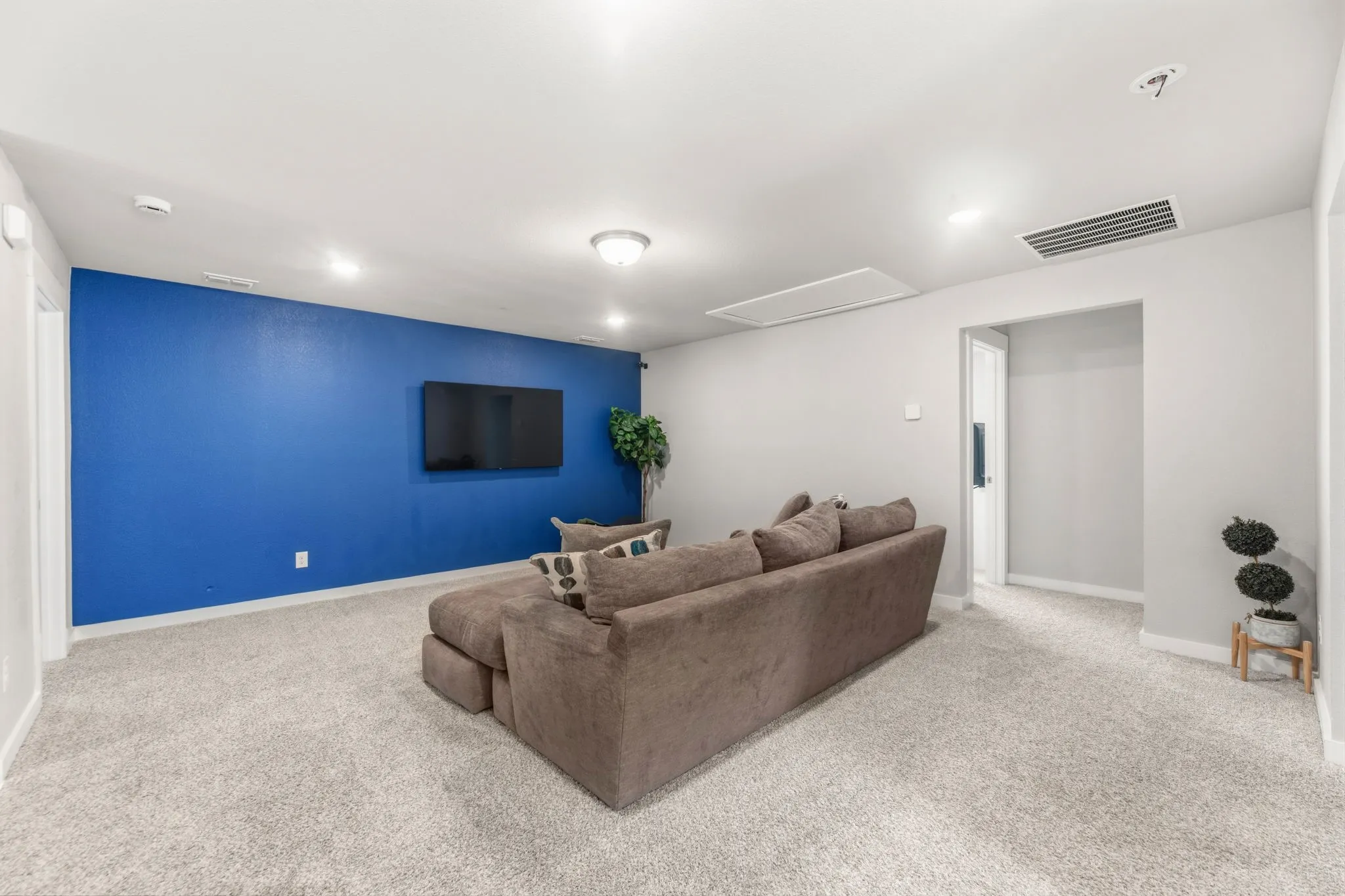 Gameroom upstairs