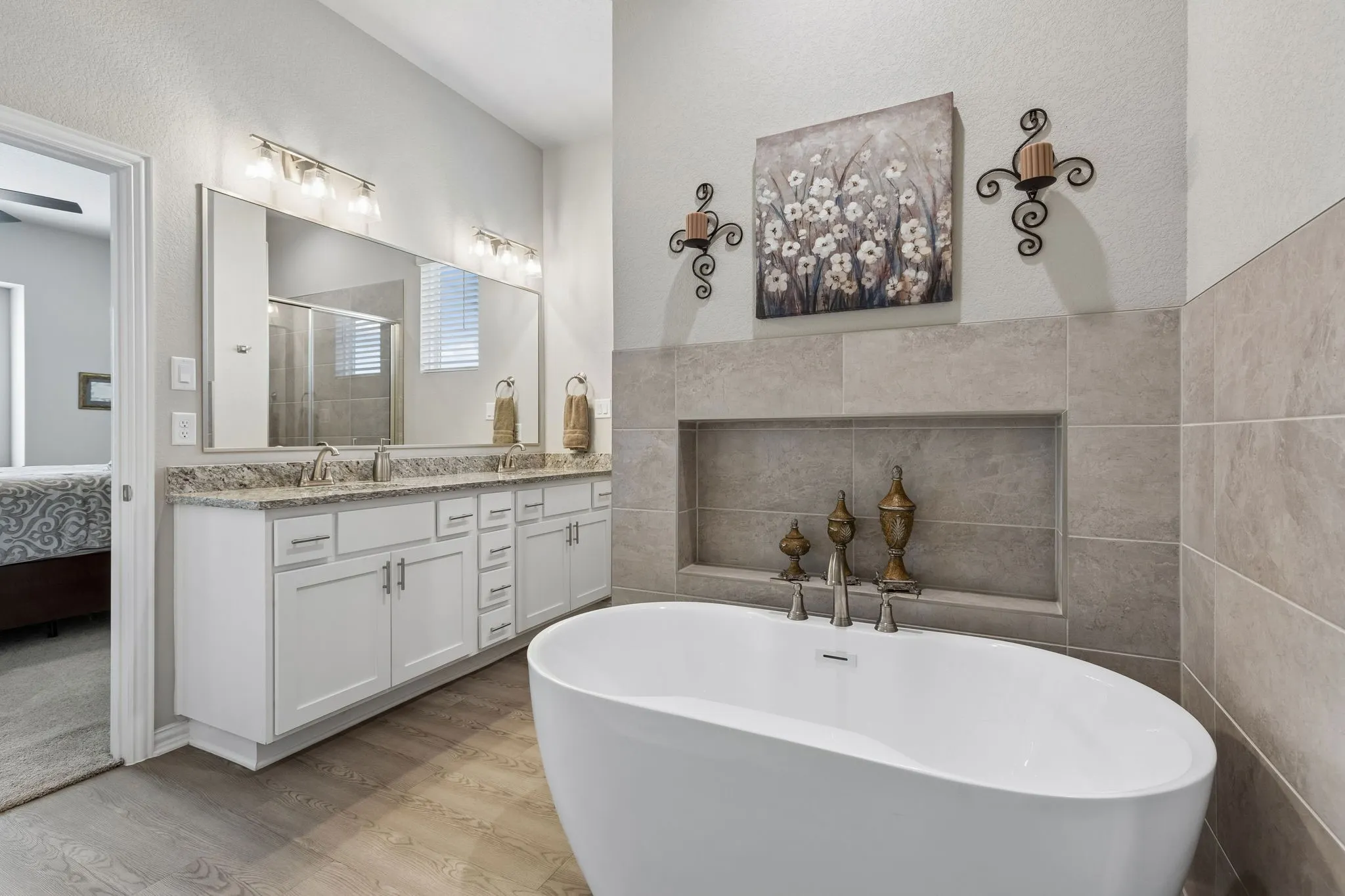 Single Family Residence For Sale in Denton County , 208 W 6th Street, Justin, Texas 76247, 3 Bedroom, 2 Bathroom, 2 Garage spaces, 1,916 Sqft, built in 2023, mls#21388105, Real Estate Agent in Justin, Homes For Sale in Denton county, Homes For Sale in Justin, Realtor in Justin Texas, Real Estate Brokerage Independent Realty Texas, Luminita Cordes Realtor