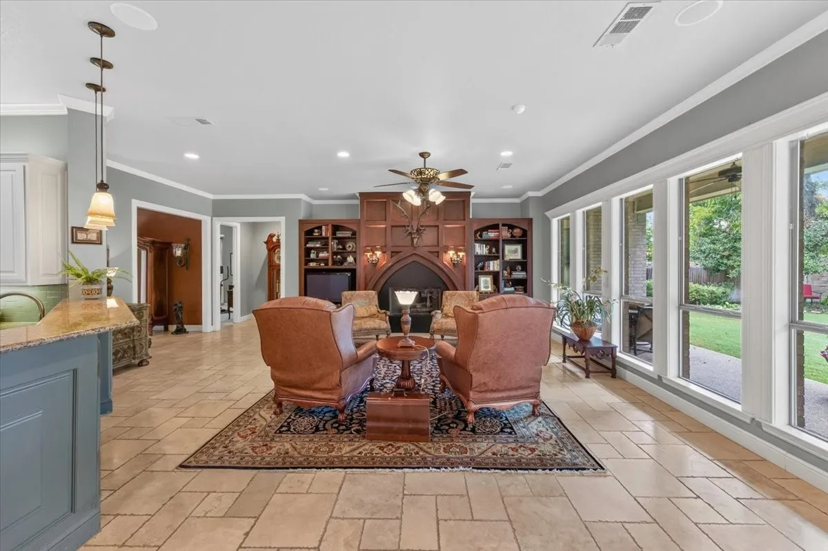 Single Family Residence For Sale in Tarrant County , 5133 Sealands Lane, Fort Worth, Texas 76116, 3 Bedroom, 3 Bathroom, 2 Garage spaces, 3,133 Sqft, built in 2003, mls#21388953, Real Estate Agent in Fort Worth, Homes For Sale in Tarrant county, Homes For Sale in Fort Worth, Realtor in Fort Worth Texas, Real Estate Brokerage Independent Realty Texas, Luminita Cordes Realtor