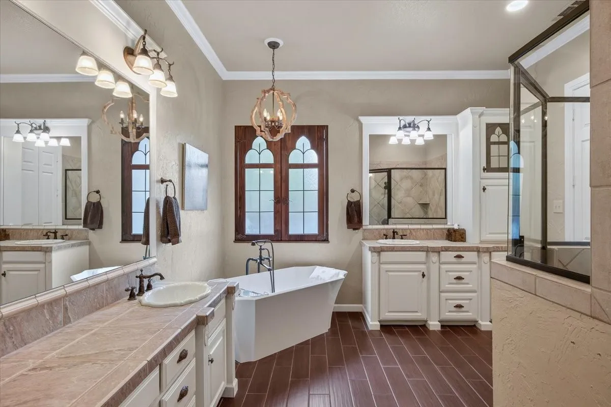 Single Family Residence For Sale in Tarrant County , 5133 Sealands Lane, Fort Worth, Texas 76116, 3 Bedroom, 3 Bathroom, 2 Garage spaces, 3,133 Sqft, built in 2003, mls#21388953, Real Estate Agent in Fort Worth, Homes For Sale in Tarrant county, Homes For Sale in Fort Worth, Realtor in Fort Worth Texas, Real Estate Brokerage Independent Realty Texas, Luminita Cordes Realtor