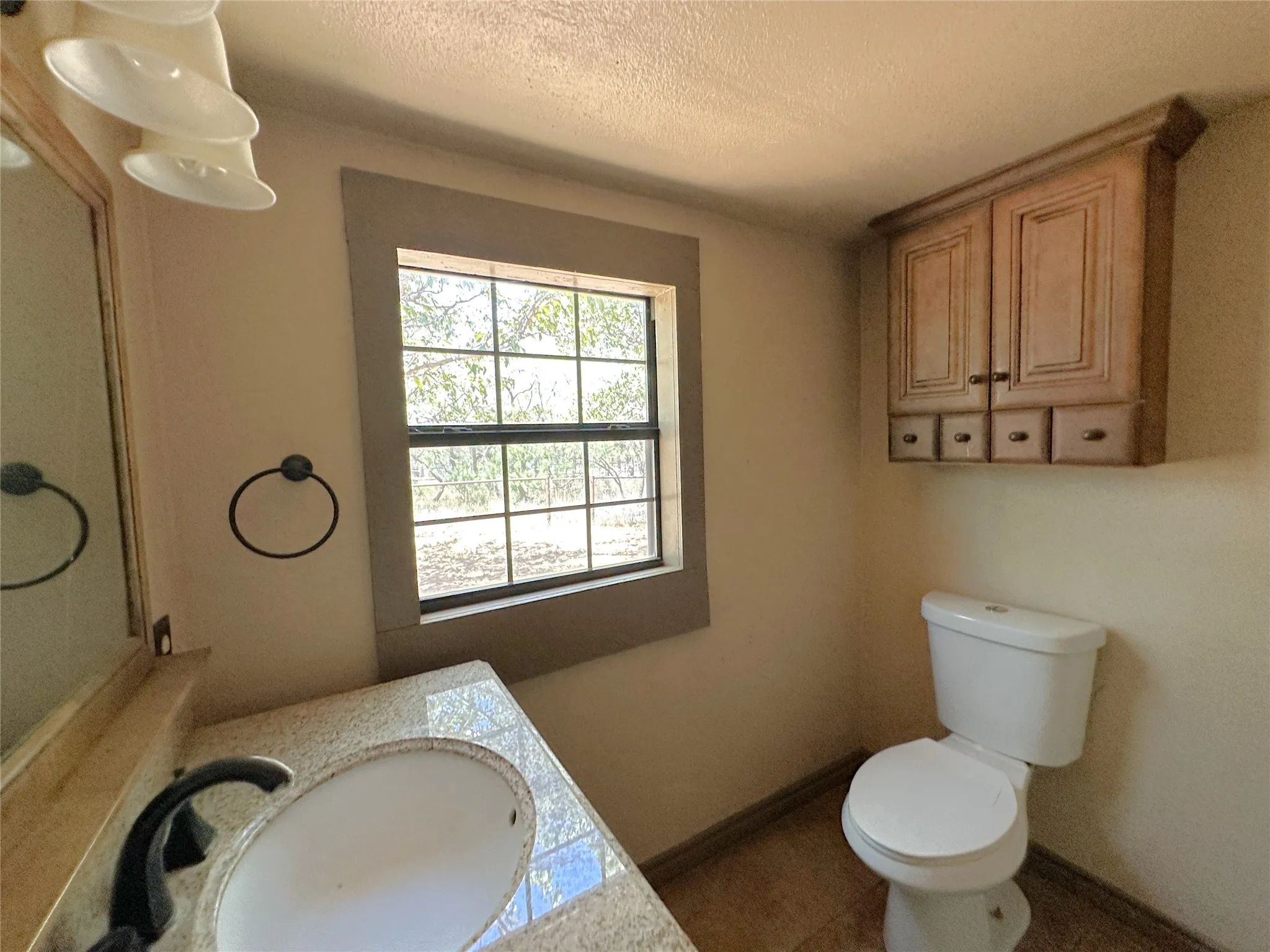 Single Family Residence For Sale in Nolan County , 510 County Road 129, Trent, Texas 79561, 2 Bedroom, 2 Bathroom, Garage spaces, 1,671 Sqft, built in 1971, mls#21389474, Real Estate Agent in Trent, Homes For Sale in Nolan county, Homes For Sale in Trent, Realtor in Trent Texas, Real Estate Brokerage Independent Realty Texas, Luminita Cordes Realtor