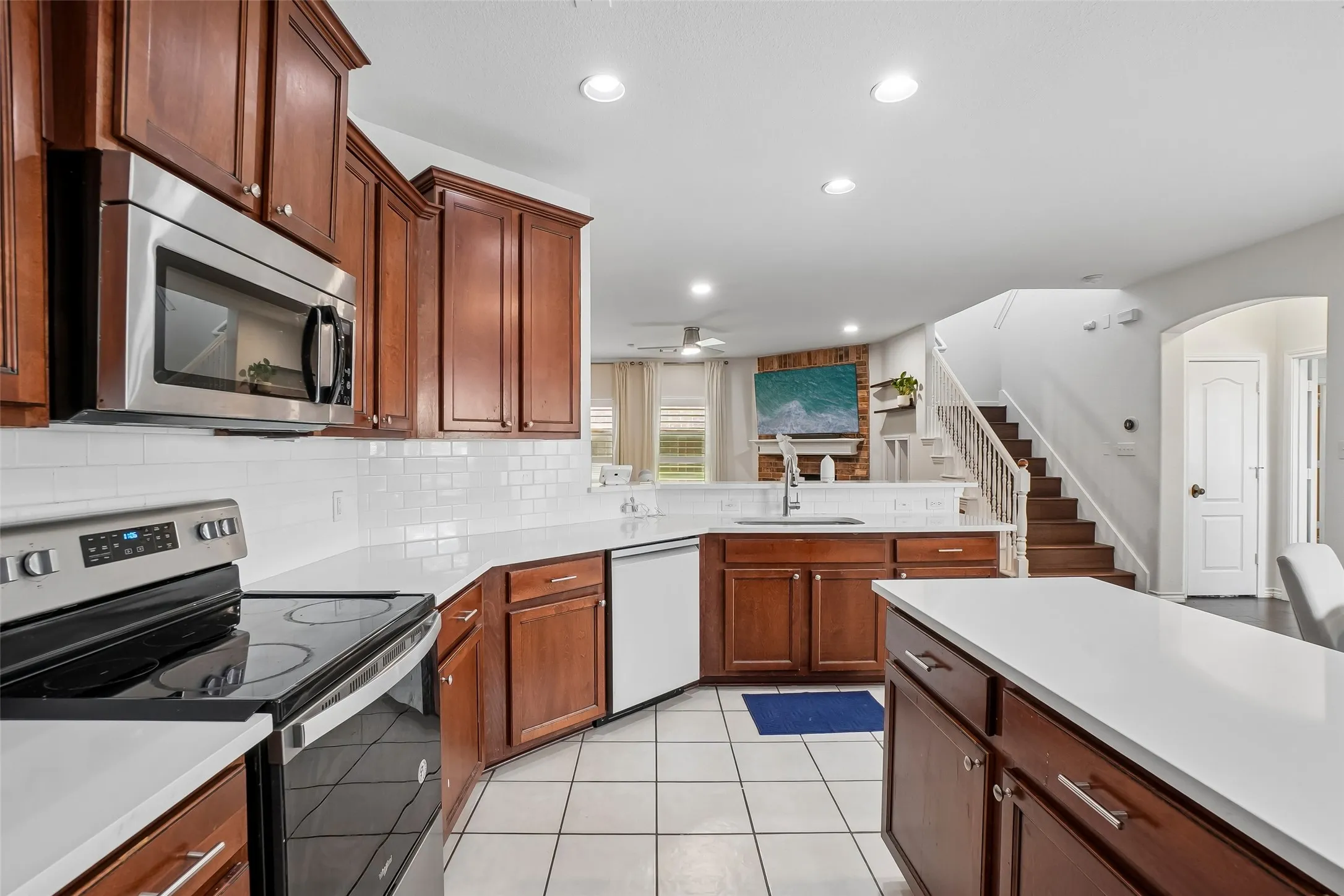 Single Family Residence For Sale in Tarrant County , 8520 Hornbeam Drive, Fort Worth, Texas 76123, 4 Bedroom, 4 Bathroom, 2 Garage spaces, 2,621 Sqft, built in 2007, mls#21387999, Real Estate Agent in Fort Worth, Homes For Sale in Tarrant county, Homes For Sale in Fort Worth, Realtor in Fort Worth Texas, Real Estate Brokerage Independent Realty Texas, Luminita Cordes Realtor
