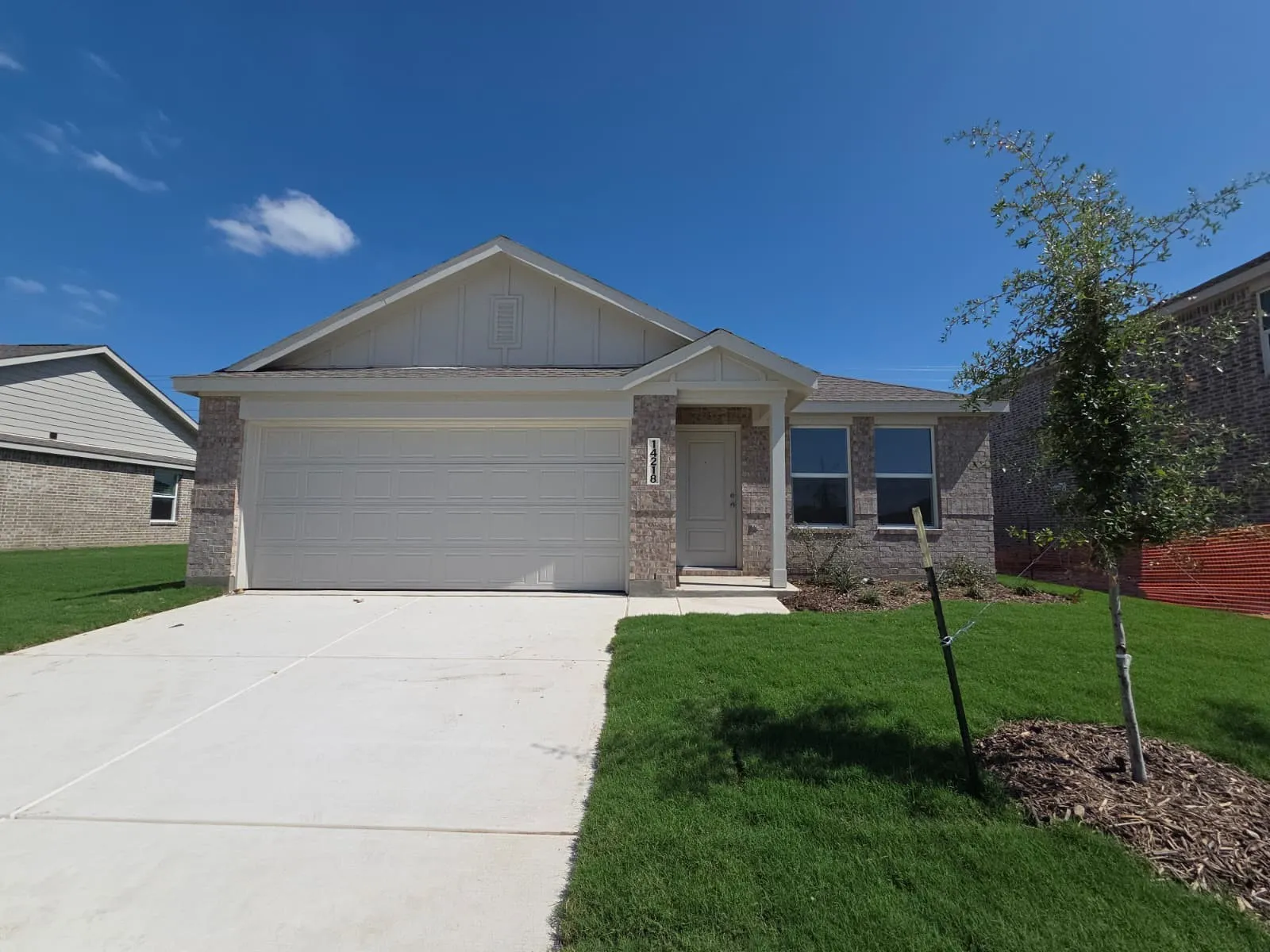 Single Family Residence For Sale in Denton County , 14218 Marion Downs Trail, Pilot Point, Texas 76258, 4 Bedroom, 2 Bathroom, 2 Garage spaces, 1,720 Sqft, built in 2026, mls#21389406, Real Estate Agent in Pilot Point, Homes For Sale in Denton county, Homes For Sale in Pilot Point, Realtor in Pilot Point Texas, Real Estate Brokerage Independent Realty Texas, Luminita Cordes Realtor