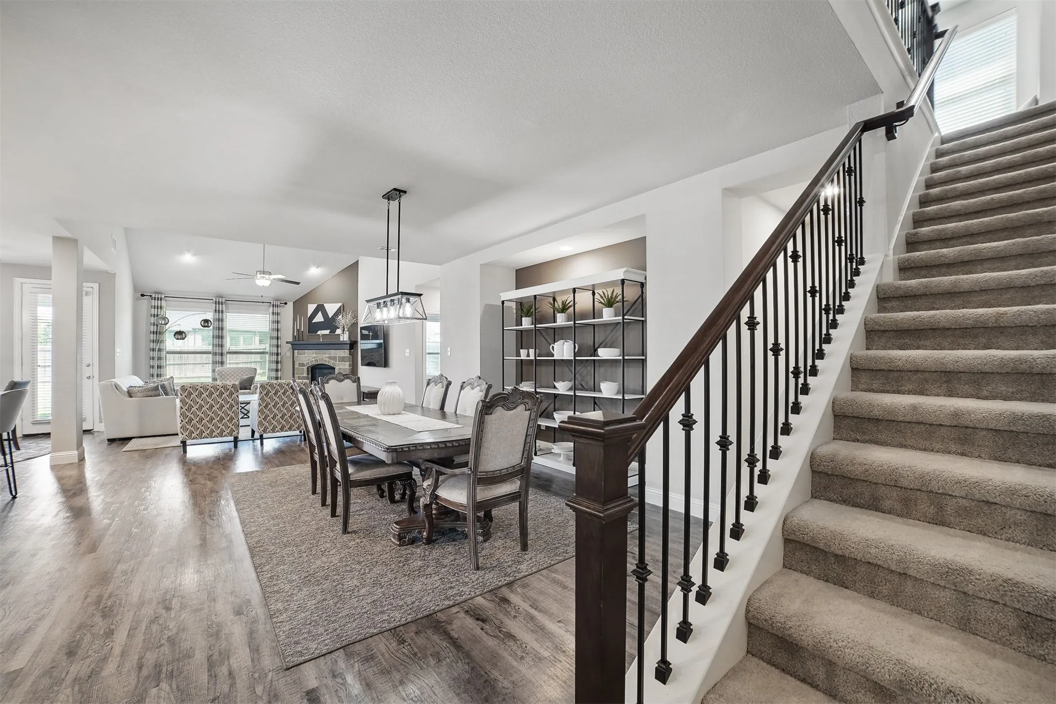 Single Family Residence For Sale in Kaufman County , 1306 Torrington Lane, Forney, Texas 75126, 4 Bedroom, 3 Bathroom, 2 Garage spaces, 3,009 Sqft, built in 2017, mls#21388152, Real Estate Agent in Forney, Homes For Sale in Kaufman county, Homes For Sale in Forney, Realtor in Forney Texas, Real Estate Brokerage Independent Realty Texas, Luminita Cordes Realtor