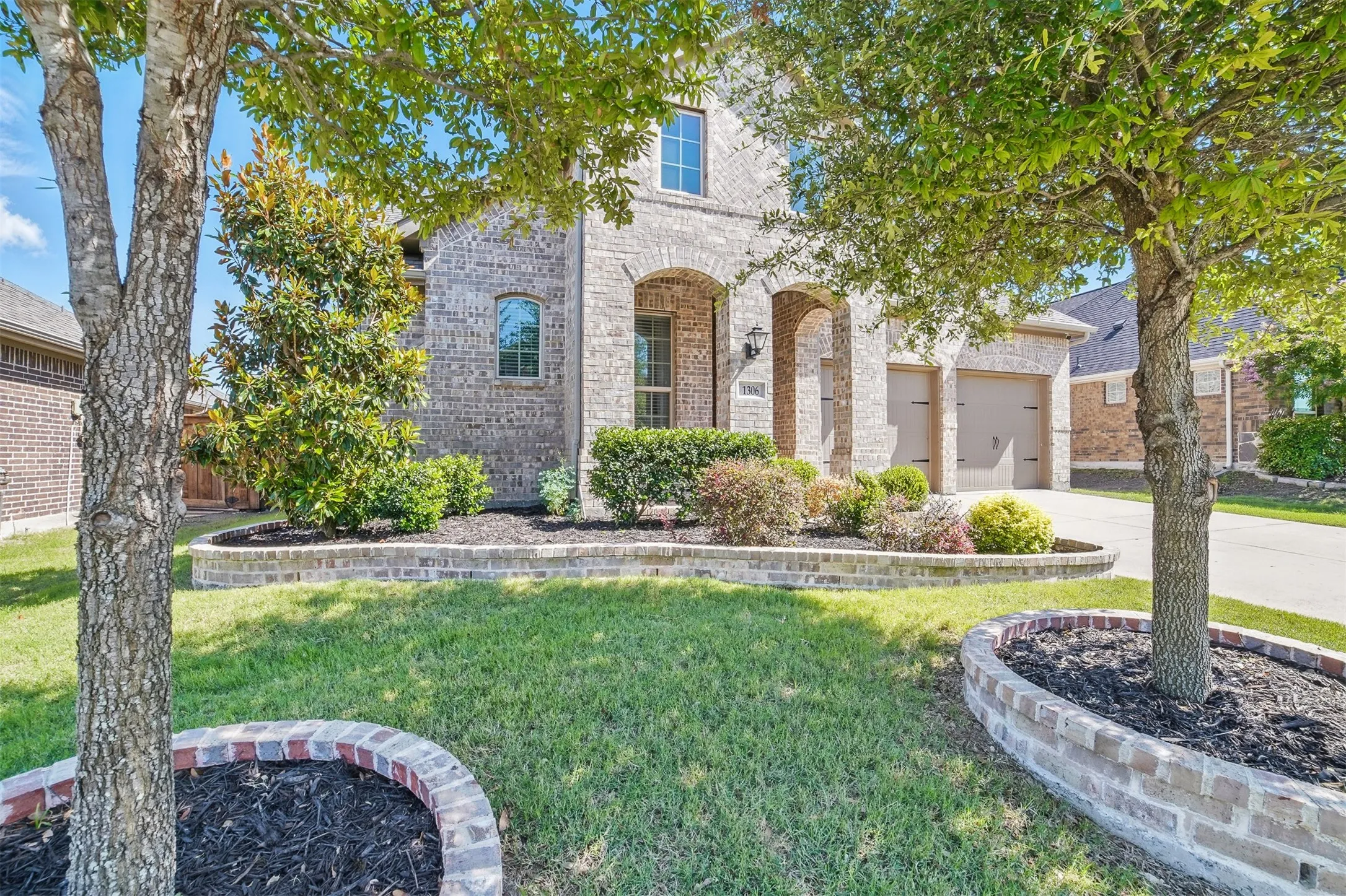 Single Family Residence For Sale in Kaufman County , 1306 Torrington Lane, Forney, Texas 75126, 4 Bedroom, 3 Bathroom, 2 Garage spaces, 3,009 Sqft, built in 2017, mls#21388152, Real Estate Agent in Forney, Homes For Sale in Kaufman county, Homes For Sale in Forney, Realtor in Forney Texas, Real Estate Brokerage Independent Realty Texas, Luminita Cordes Realtor