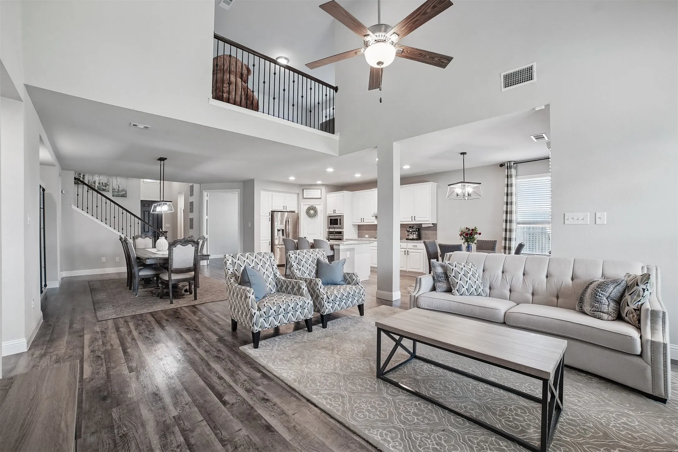 Single Family Residence For Sale in Kaufman County , 1306 Torrington Lane, Forney, Texas 75126, 4 Bedroom, 3 Bathroom, 2 Garage spaces, 3,009 Sqft, built in 2017, mls#21388152, Real Estate Agent in Forney, Homes For Sale in Kaufman county, Homes For Sale in Forney, Realtor in Forney Texas, Real Estate Brokerage Independent Realty Texas, Luminita Cordes Realtor