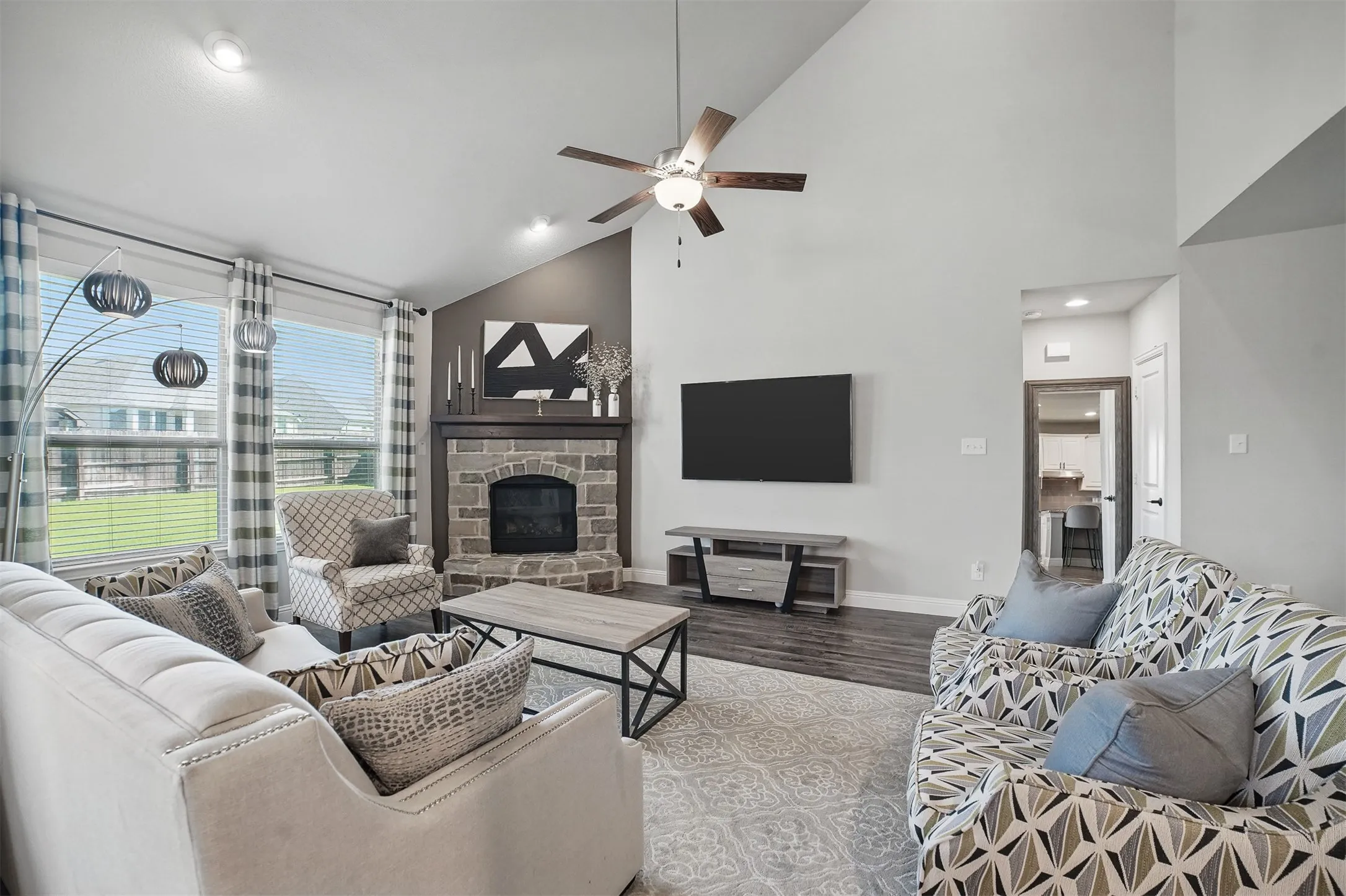 Single Family Residence For Sale in Kaufman County , 1306 Torrington Lane, Forney, Texas 75126, 4 Bedroom, 3 Bathroom, 2 Garage spaces, 3,009 Sqft, built in 2017, mls#21388152, Real Estate Agent in Forney, Homes For Sale in Kaufman county, Homes For Sale in Forney, Realtor in Forney Texas, Real Estate Brokerage Independent Realty Texas, Luminita Cordes Realtor