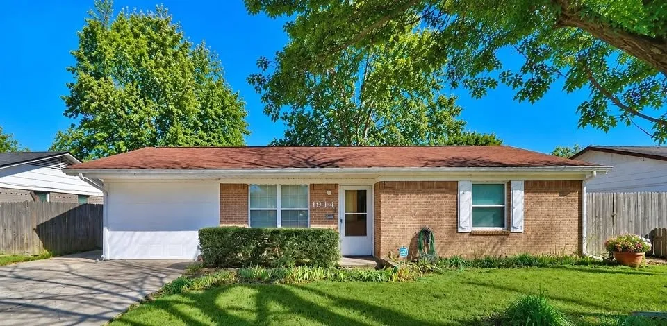Single Family Residence For Sale