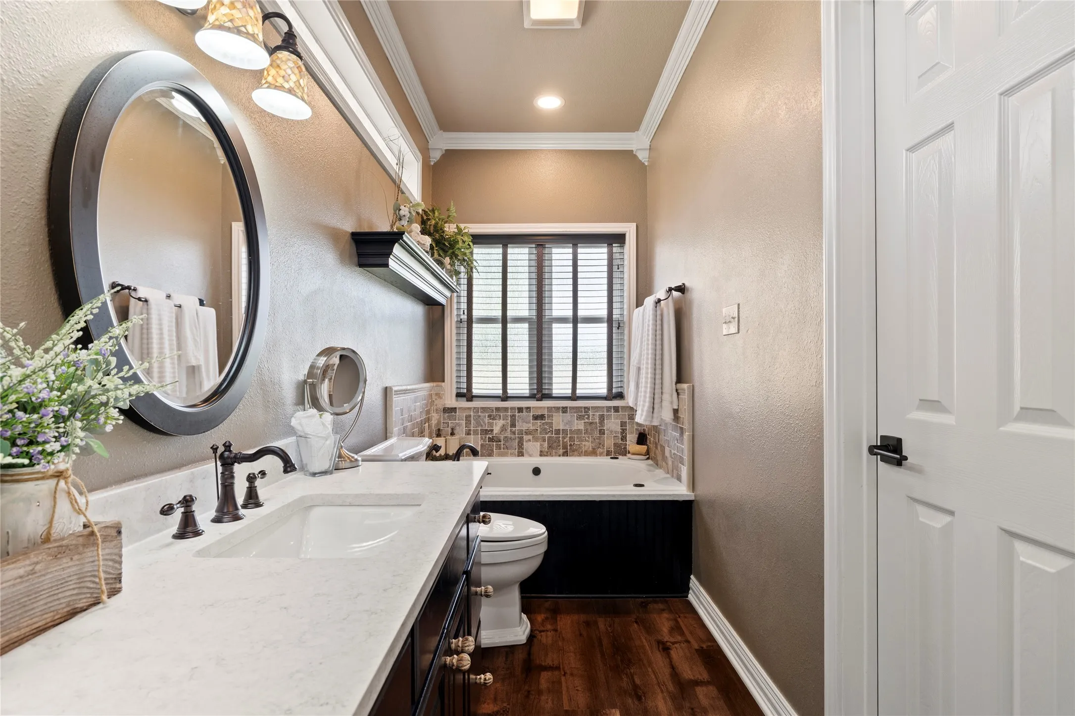 Single Family Residence For Sale in Fannin County , 7987 S State Highway 78 Highway, Leonard, Texas 75452, 3 Bedroom, 4 Bathroom, 2 Garage spaces, 2,753 Sqft, built in 2002, mls#21389497, Real Estate Agent in Leonard, Homes For Sale in Fannin county, Homes For Sale in Leonard, Realtor in Leonard Texas, Real Estate Brokerage Independent Realty Texas, Luminita Cordes Realtor
