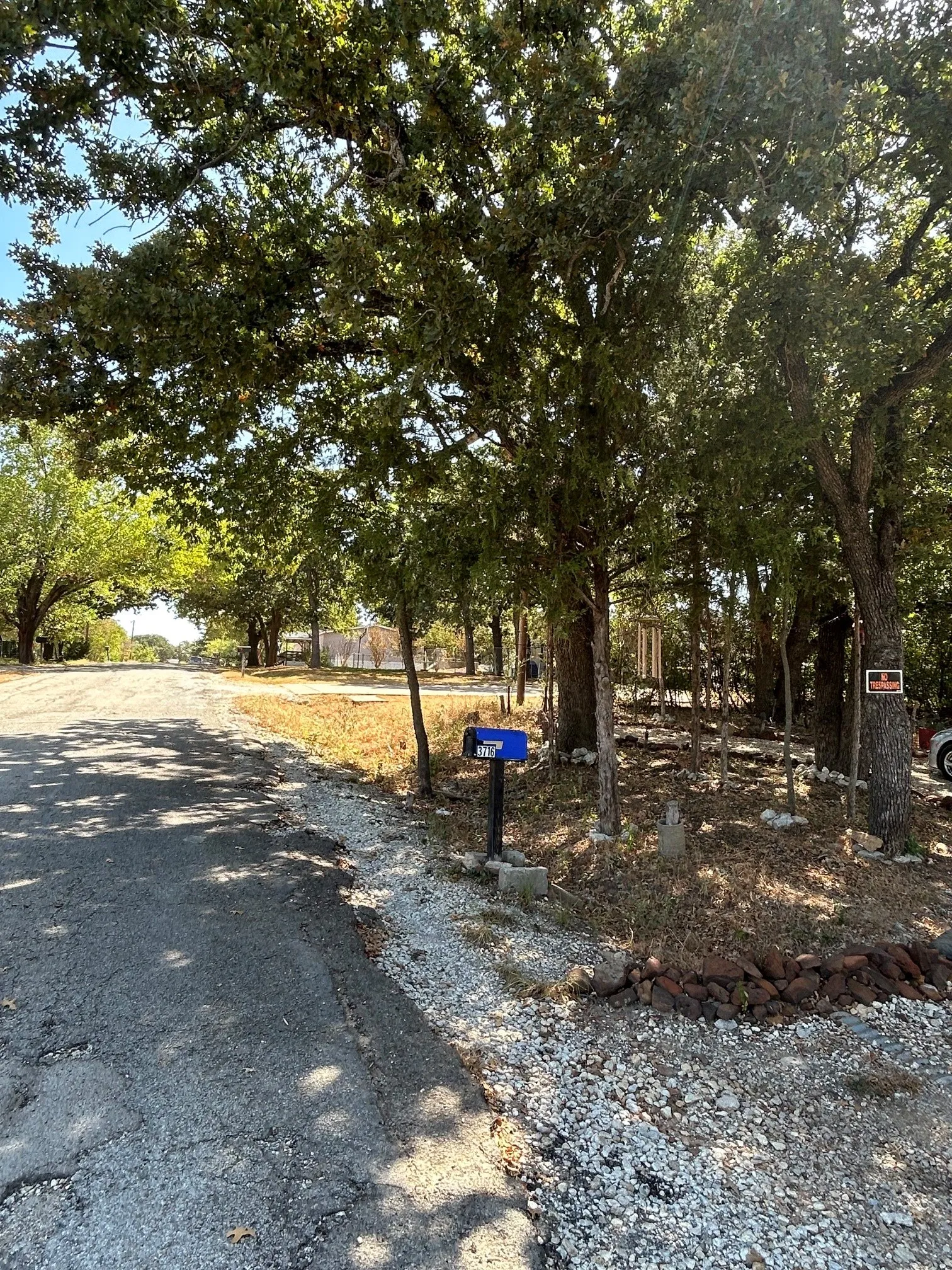 Manufactured Home For Sale in Johnson County , 3716 Falconcrest Drive, Joshua, Texas 76058, 3 Bedroom, 2 Bathroom, Garage spaces, 1,568 Sqft, built in 1986, mls#21389498, Real Estate Agent in Joshua, Homes For Sale in Johnson county, Homes For Sale in Joshua, Realtor in Joshua Texas, Real Estate Brokerage Independent Realty Texas, Luminita Cordes Realtor