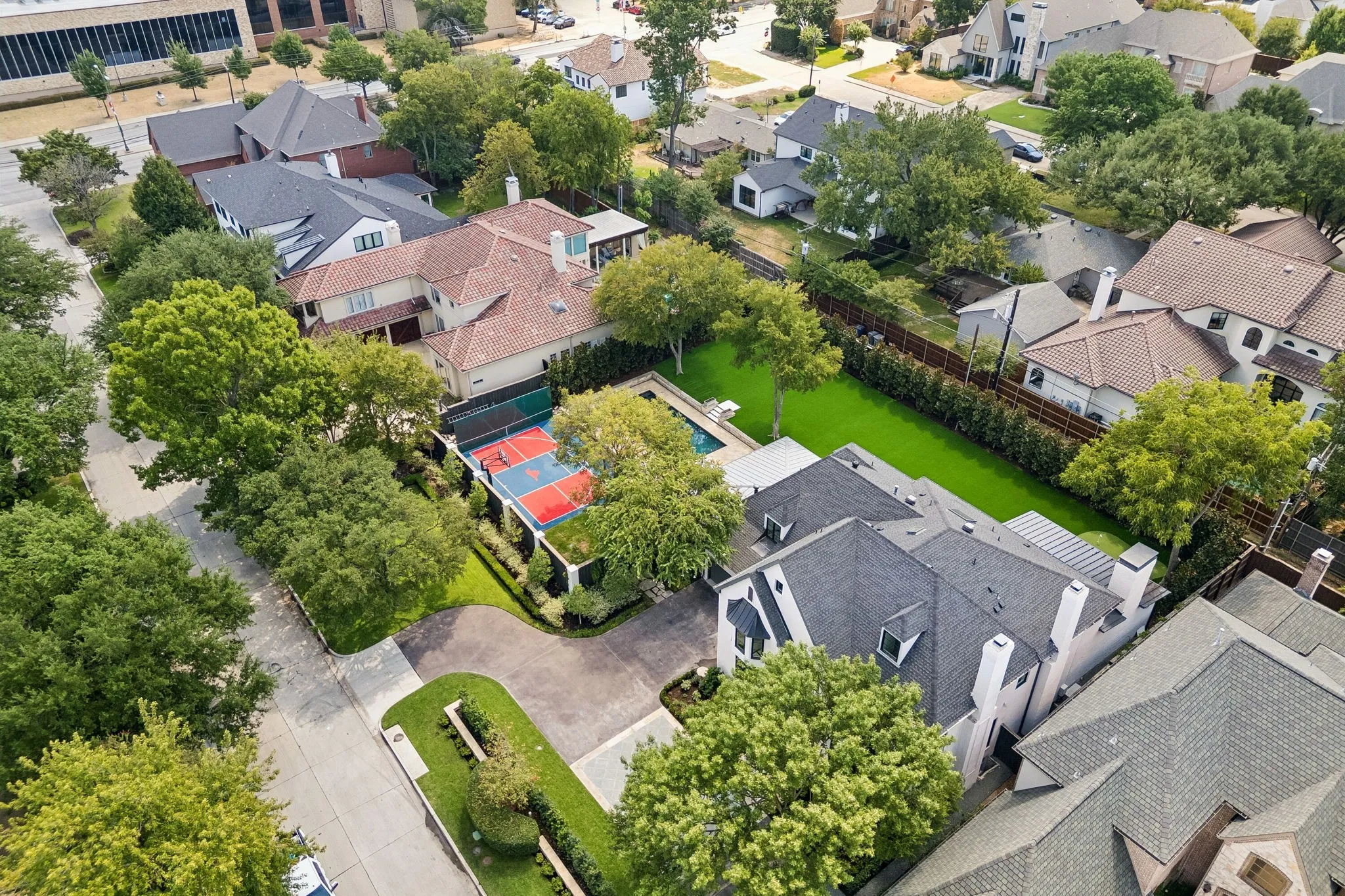 Single Family Residence For Sale in Dallas County , 6810 Mimosa Lane, Dallas, Texas 75230, 5 Bedroom, 7 Bathroom, 2 Garage spaces, 8,021 Sqft, built in 1992, mls#21369320, Real Estate Agent in Dallas, Homes For Sale in Dallas county, Homes For Sale in Dallas, Realtor in Dallas Texas, Real Estate Brokerage Independent Realty Texas, Luminita Cordes Realtor