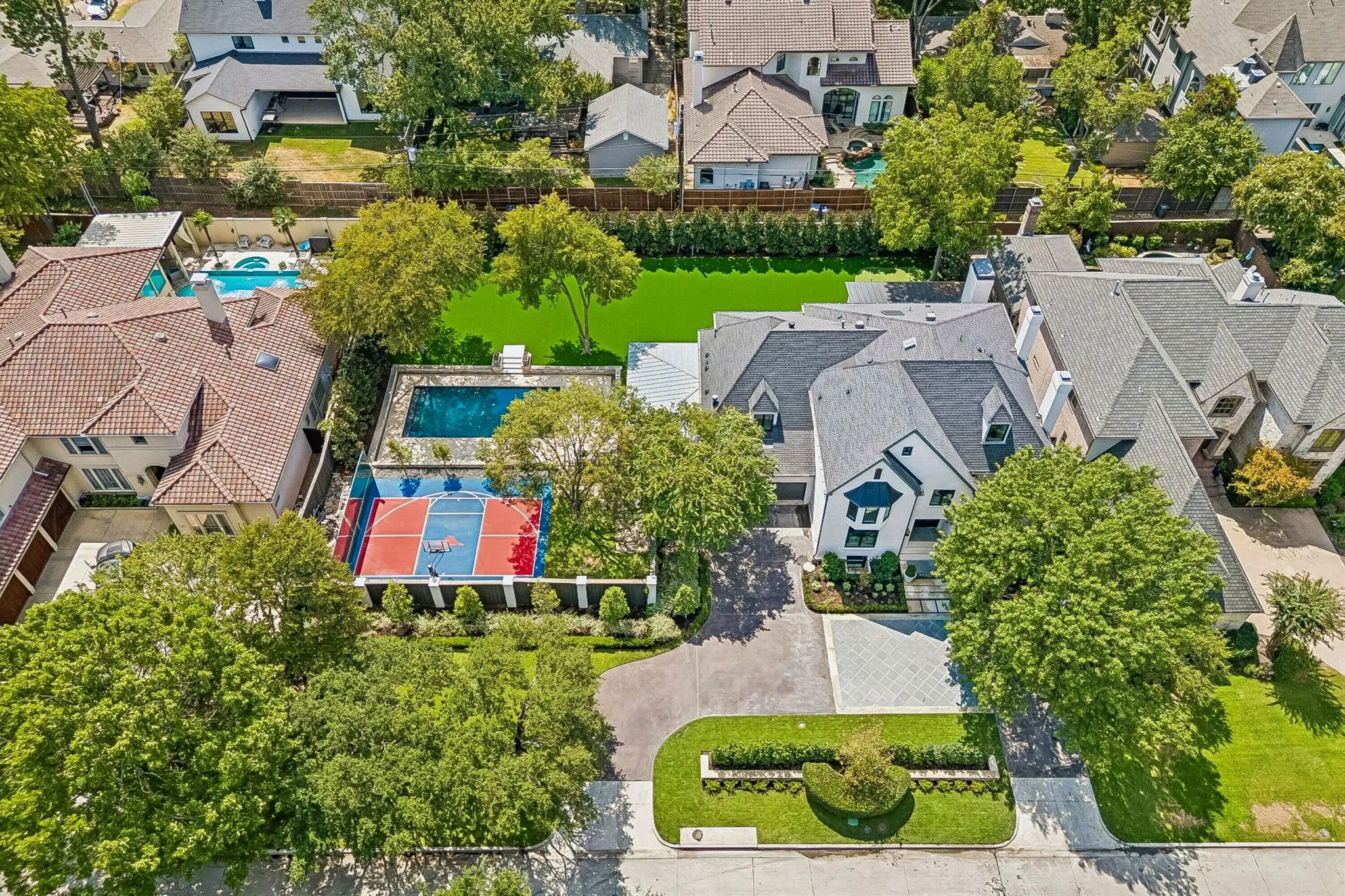 Single Family Residence For Sale in Dallas County , 6810 Mimosa Lane, Dallas, Texas 75230, 5 Bedroom, 7 Bathroom, 2 Garage spaces, 8,021 Sqft, built in 1992, mls#21369320, Real Estate Agent in Dallas, Homes For Sale in Dallas county, Homes For Sale in Dallas, Realtor in Dallas Texas, Real Estate Brokerage Independent Realty Texas, Luminita Cordes Realtor
