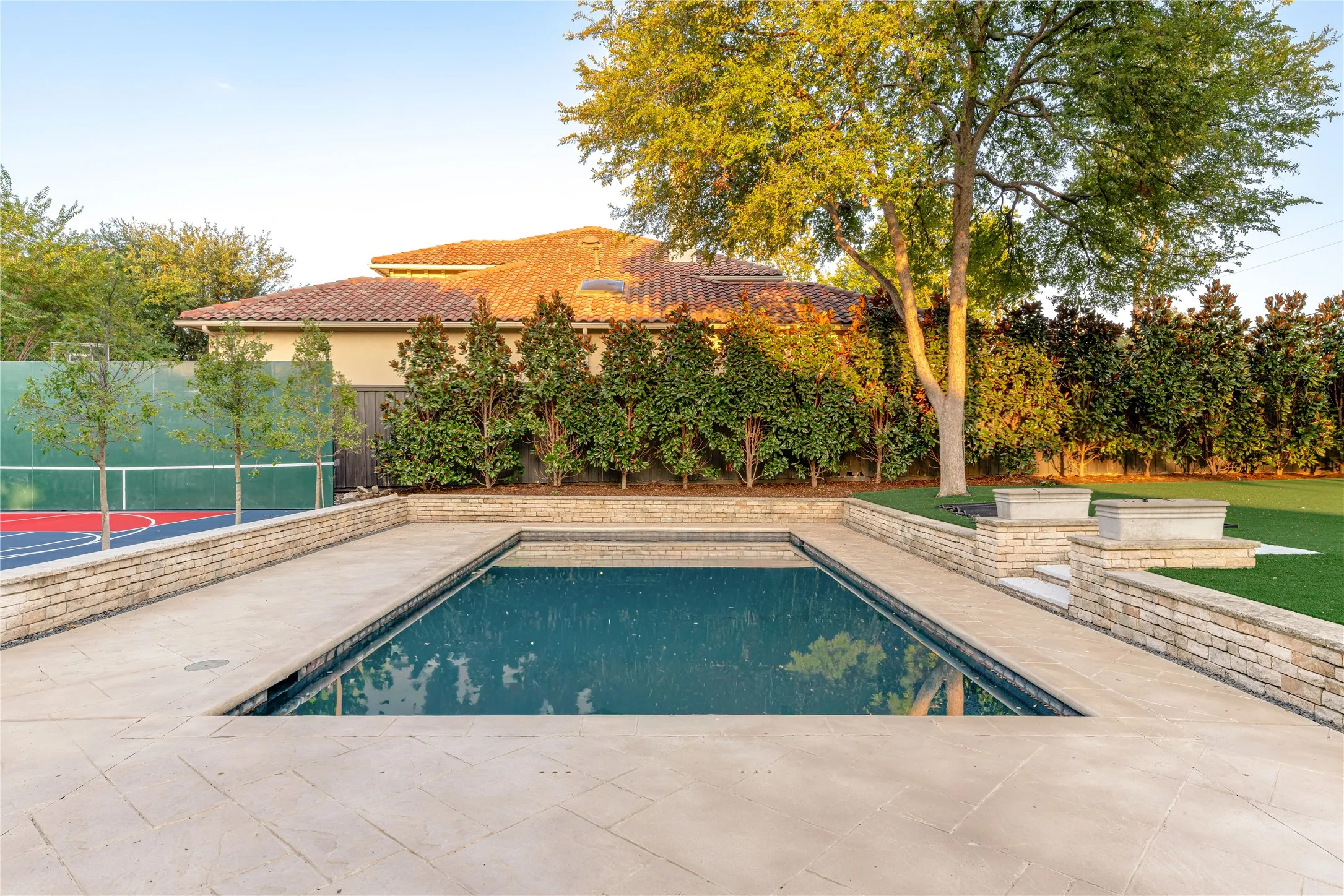 Single Family Residence For Sale in Dallas County , 6810 Mimosa Lane, Dallas, Texas 75230, 5 Bedroom, 7 Bathroom, 2 Garage spaces, 8,021 Sqft, built in 1992, mls#21369320, Real Estate Agent in Dallas, Homes For Sale in Dallas county, Homes For Sale in Dallas, Realtor in Dallas Texas, Real Estate Brokerage Independent Realty Texas, Luminita Cordes Realtor