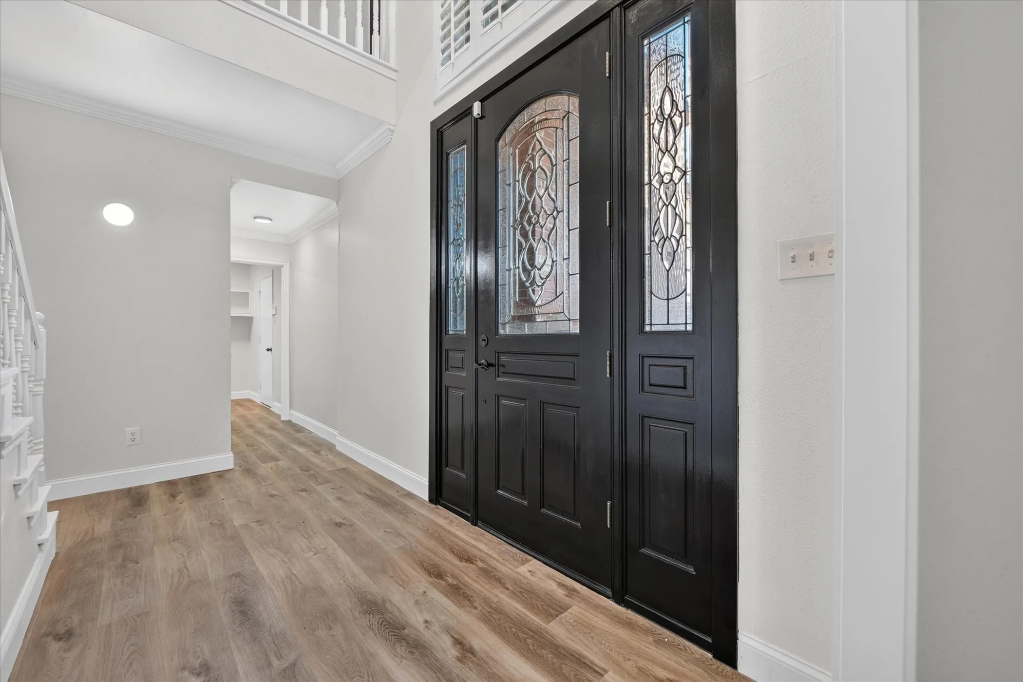 Single Family Residence For Sale in Denton County , 2014 Choctaw Ridge Drive, Lewisville, Texas 75067, 4 Bedroom, 3 Bathroom, 2 Garage spaces, 2,204 Sqft, built in 1991, mls#21389271, Real Estate Agent in Lewisville, Homes For Sale in Denton county, Homes For Sale in Lewisville, Realtor in Lewisville Texas, Real Estate Brokerage Independent Realty Texas, Luminita Cordes Realtor