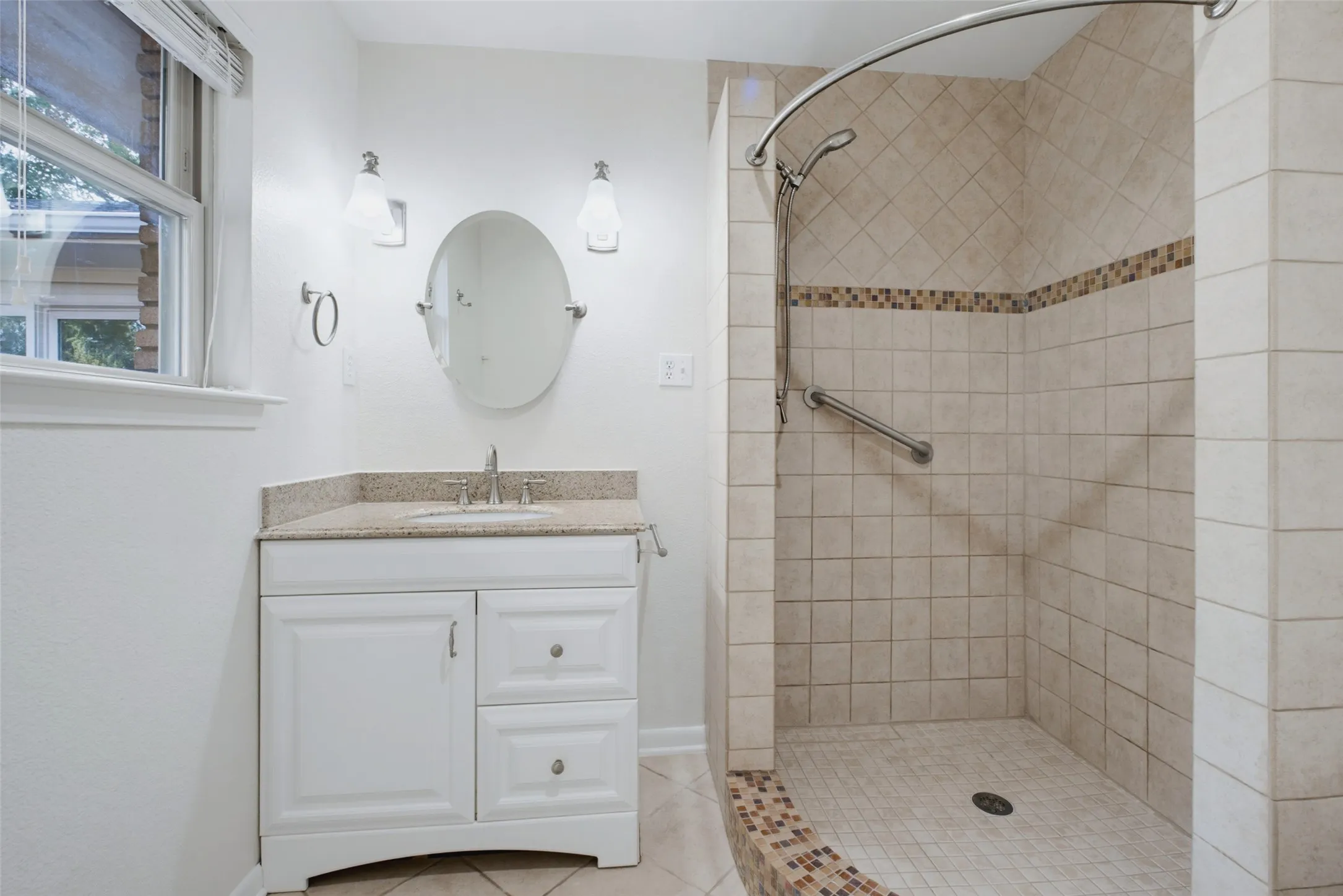Single Family Residence For Sale in Dallas County , 3056 Randy Lane, Farmers Branch, Texas 75234, 3 Bedroom, 3 Bathroom, 2 Garage spaces, 1,965 Sqft, built in 1960, mls#21346051, Real Estate Agent in Farmers Branch, Homes For Sale in Dallas county, Homes For Sale in Farmers Branch, Realtor in Farmers Branch Texas, Real Estate Brokerage Independent Realty Texas, Luminita Cordes Realtor
