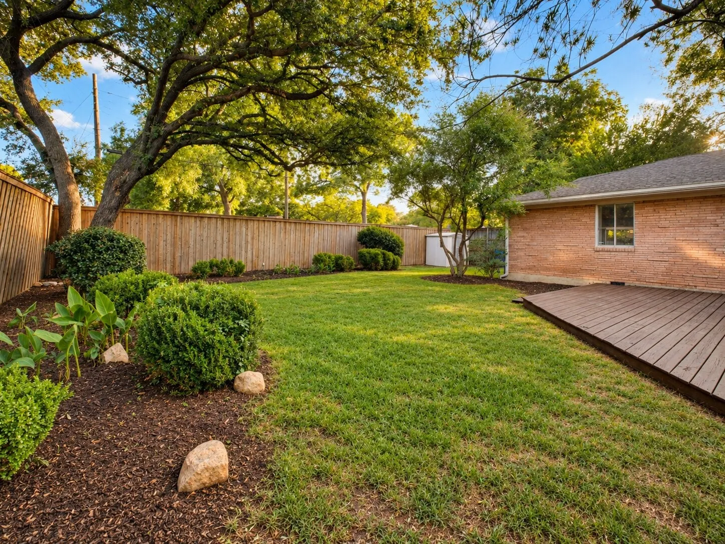 Single Family Residence For Sale in Dallas County , 3056 Randy Lane, Farmers Branch, Texas 75234, 3 Bedroom, 3 Bathroom, 2 Garage spaces, 1,965 Sqft, built in 1960, mls#21346051, Real Estate Agent in Farmers Branch, Homes For Sale in Dallas county, Homes For Sale in Farmers Branch, Realtor in Farmers Branch Texas, Real Estate Brokerage Independent Realty Texas, Luminita Cordes Realtor