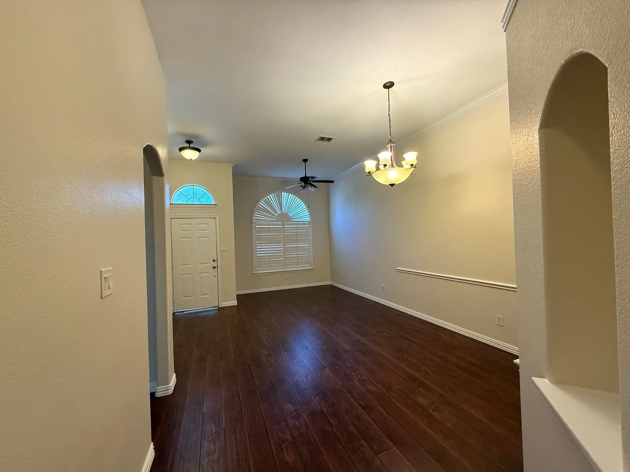 Single Family Residence For Sale in Denton County , 131 Fallkirk Drive, Coppell, Texas 75019, 4 Bedroom, 2 Bathroom, 2 Garage spaces, 2,356 Sqft, built in 2001, mls#21382335, Real Estate Agent in Coppell, Homes For Sale in Denton county, Homes For Sale in Coppell, Realtor in Coppell Texas, Real Estate Brokerage Independent Realty Texas, Luminita Cordes Realtor