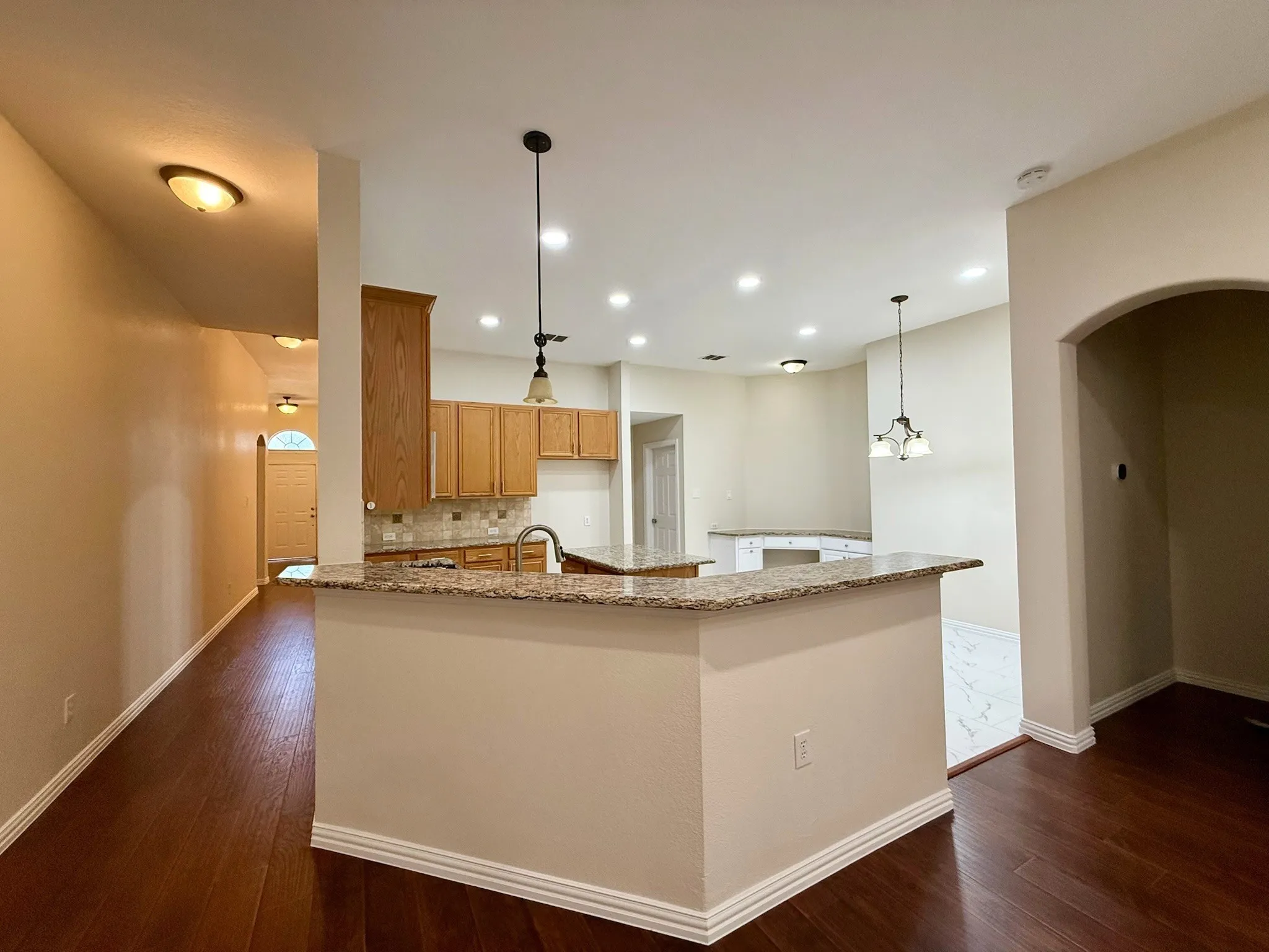 Single Family Residence For Sale in Denton County , 131 Fallkirk Drive, Coppell, Texas 75019, 4 Bedroom, 2 Bathroom, 2 Garage spaces, 2,356 Sqft, built in 2001, mls#21382335, Real Estate Agent in Coppell, Homes For Sale in Denton county, Homes For Sale in Coppell, Realtor in Coppell Texas, Real Estate Brokerage Independent Realty Texas, Luminita Cordes Realtor