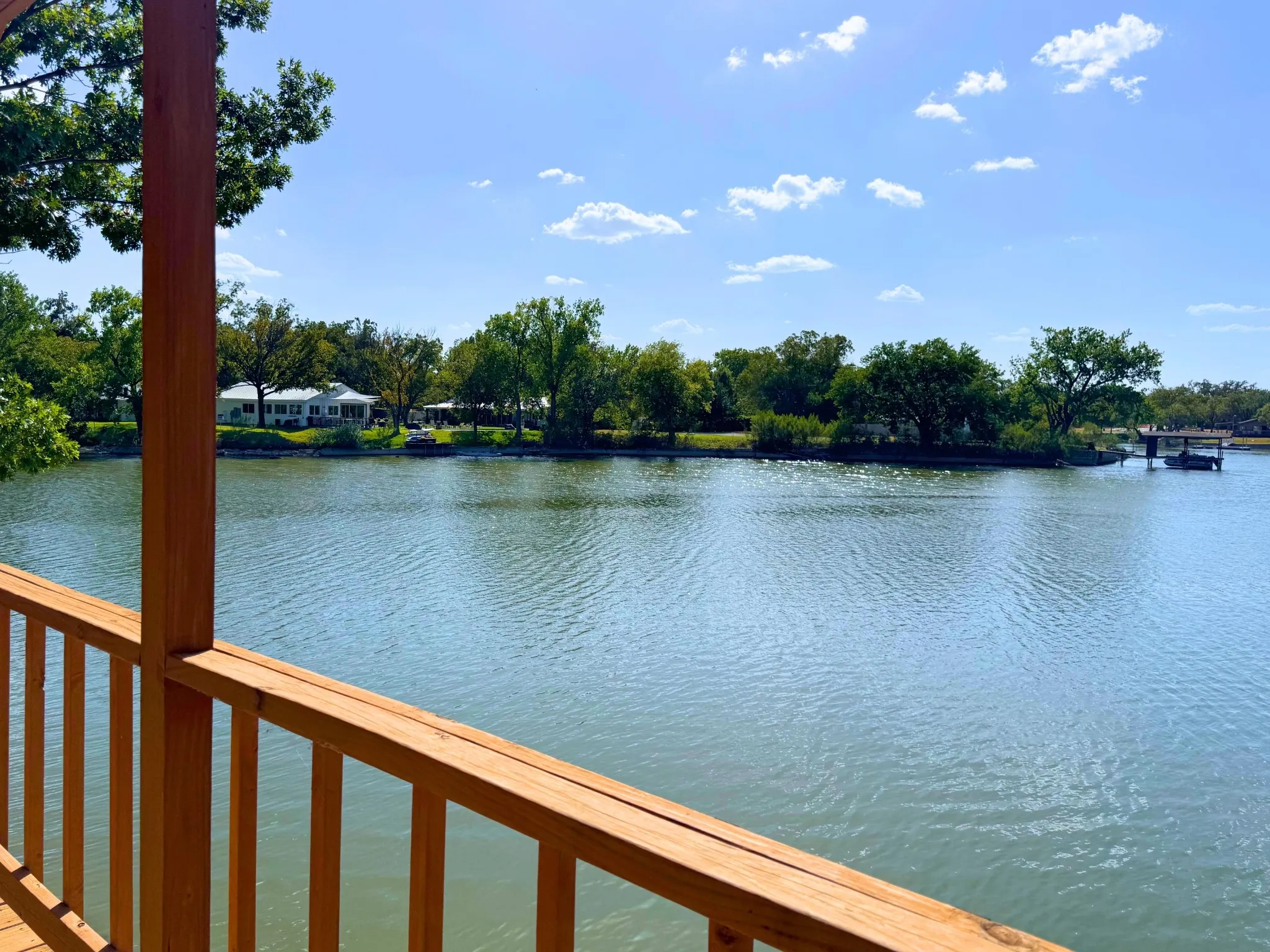 Mobile Home For Sale in Hood County , 819 Brazos Harbor Circle, Granbury, Texas 76048, 2 Bedroom, 2 Bathroom, Garage spaces, 840 Sqft, built in 2022, mls#21384677, Real Estate Agent in Granbury, Homes For Sale in Hood county, Homes For Sale in Granbury, Realtor in Granbury Texas, Real Estate Brokerage Independent Realty Texas, Luminita Cordes Realtor