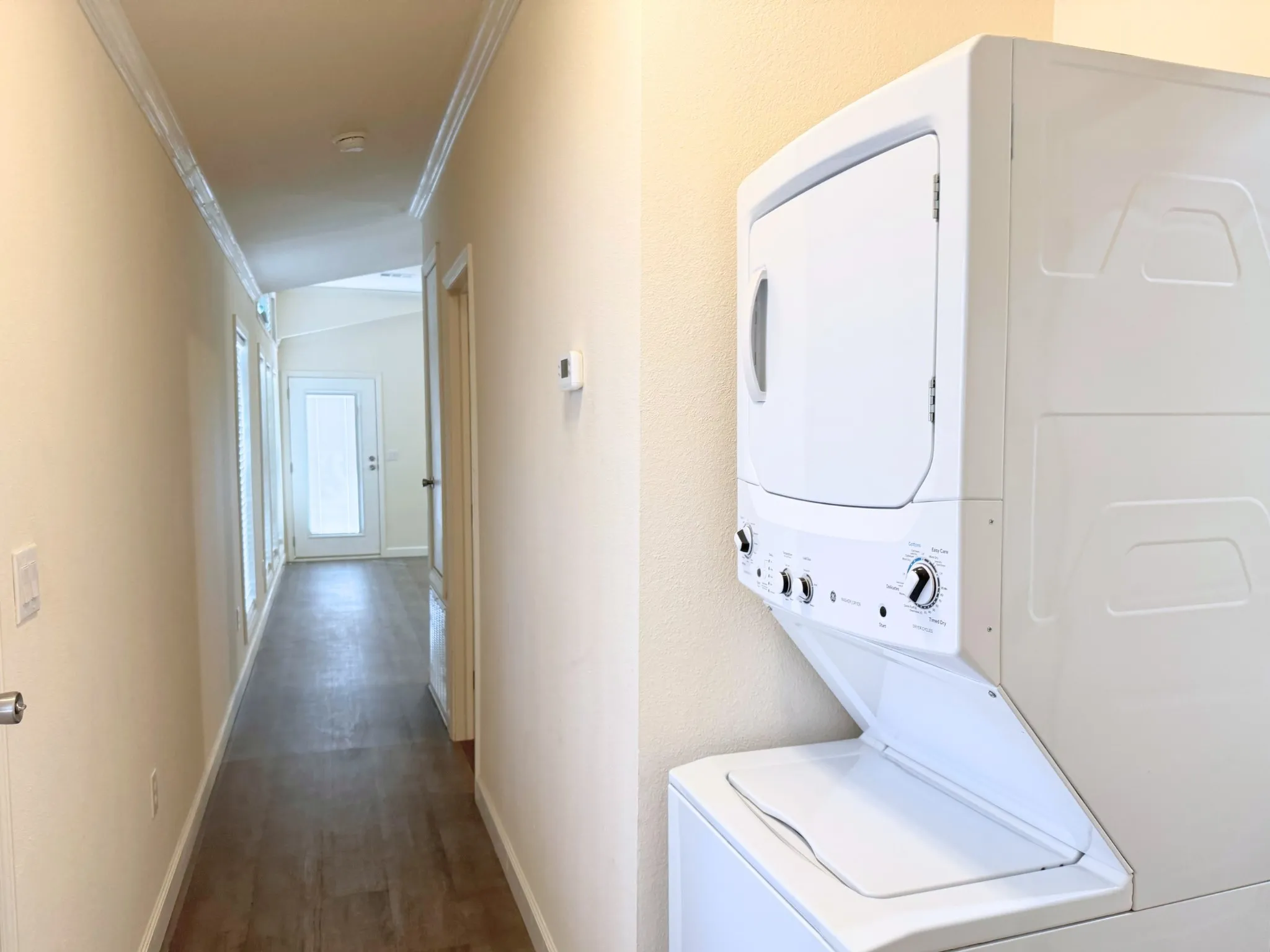 Mobile Home For Sale in Hood County , 819 Brazos Harbor Circle, Granbury, Texas 76048, 2 Bedroom, 2 Bathroom, Garage spaces, 840 Sqft, built in 2022, mls#21384677, Real Estate Agent in Granbury, Homes For Sale in Hood county, Homes For Sale in Granbury, Realtor in Granbury Texas, Real Estate Brokerage Independent Realty Texas, Luminita Cordes Realtor