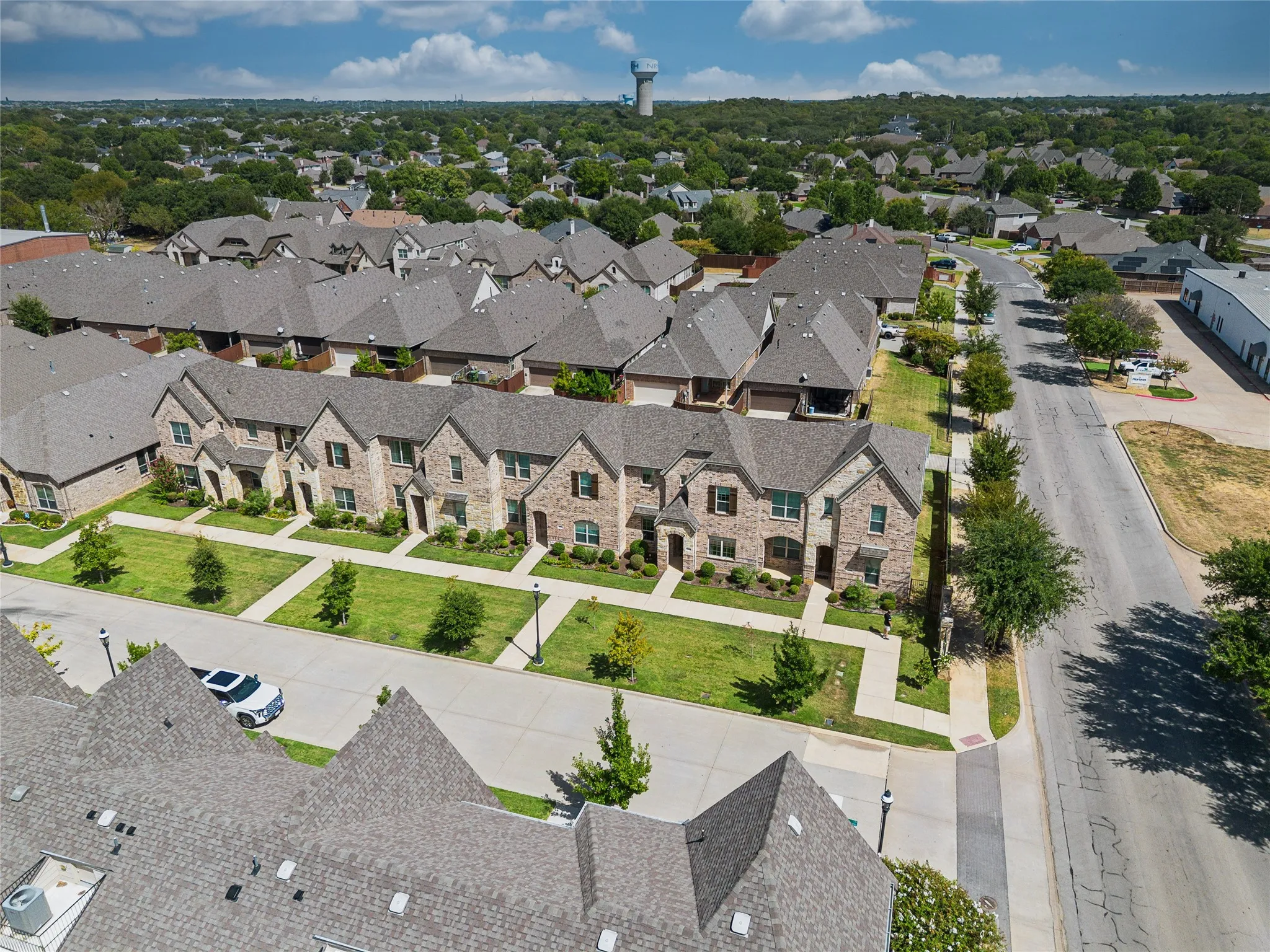 Townhouse For Sale in Tarrant County , 6904 Fairfield Lane, North Richland Hills, Texas 76182, 2 Bedroom, 2 Bathroom, 2 Garage spaces, 1,692 Sqft, built in 2018, mls#21385463, Real Estate Agent in North Richland Hills, Homes For Sale in Tarrant county, Homes For Sale in North Richland Hills, Realtor in North Richland Hills Texas, Real Estate Brokerage Independent Realty Texas, Luminita Cordes Realtor