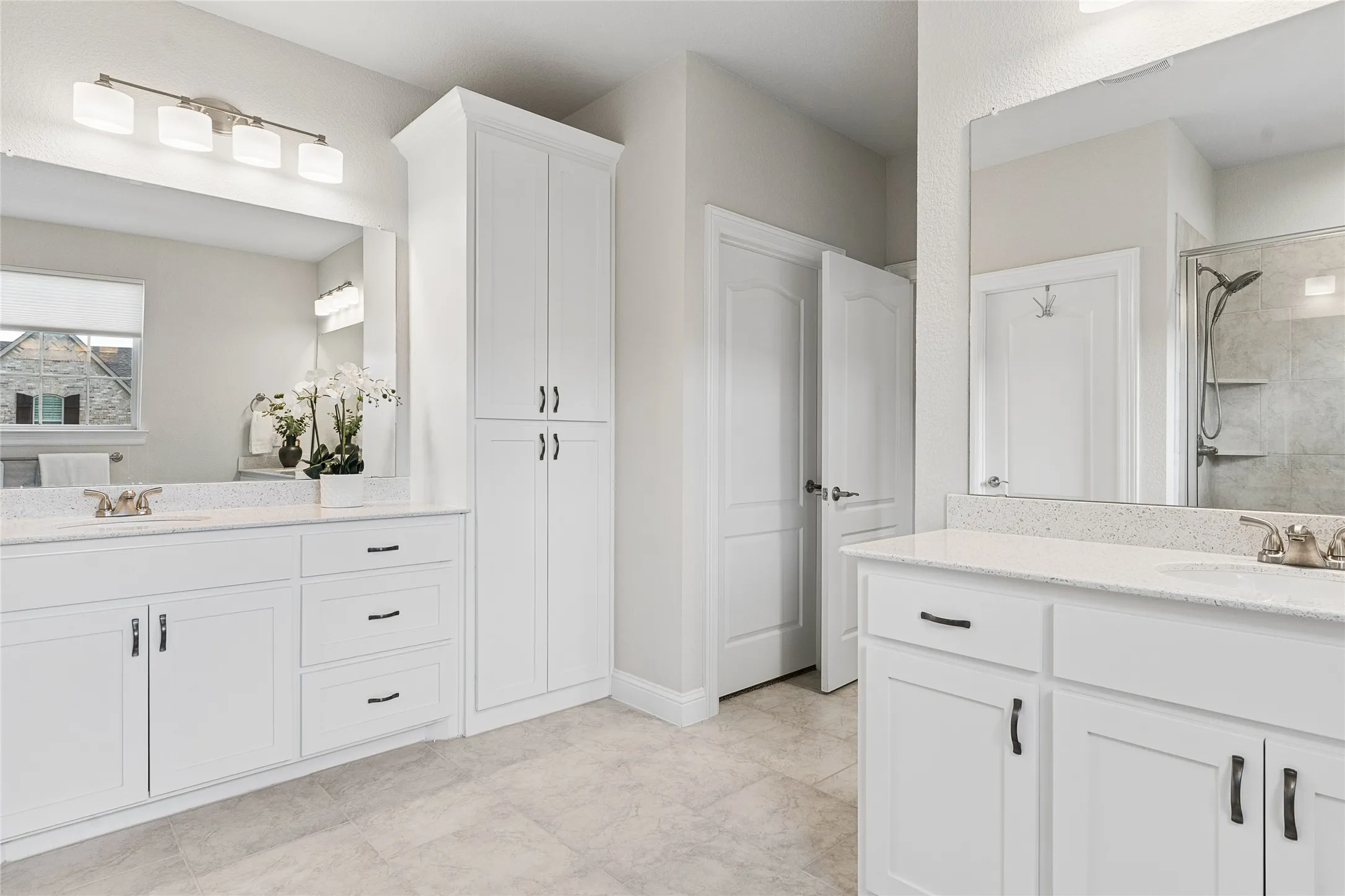 Townhouse For Sale in Tarrant County , 6904 Fairfield Lane, North Richland Hills, Texas 76182, 2 Bedroom, 2 Bathroom, 2 Garage spaces, 1,692 Sqft, built in 2018, mls#21385463, Real Estate Agent in North Richland Hills, Homes For Sale in Tarrant county, Homes For Sale in North Richland Hills, Realtor in North Richland Hills Texas, Real Estate Brokerage Independent Realty Texas, Luminita Cordes Realtor
