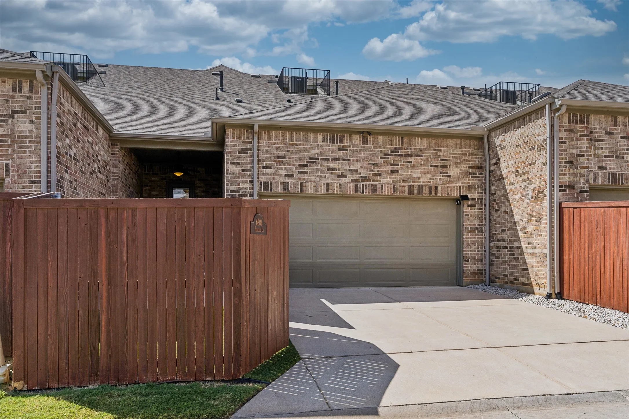 Townhouse For Sale in Tarrant County , 6904 Fairfield Lane, North Richland Hills, Texas 76182, 2 Bedroom, 2 Bathroom, 2 Garage spaces, 1,692 Sqft, built in 2018, mls#21385463, Real Estate Agent in North Richland Hills, Homes For Sale in Tarrant county, Homes For Sale in North Richland Hills, Realtor in North Richland Hills Texas, Real Estate Brokerage Independent Realty Texas, Luminita Cordes Realtor