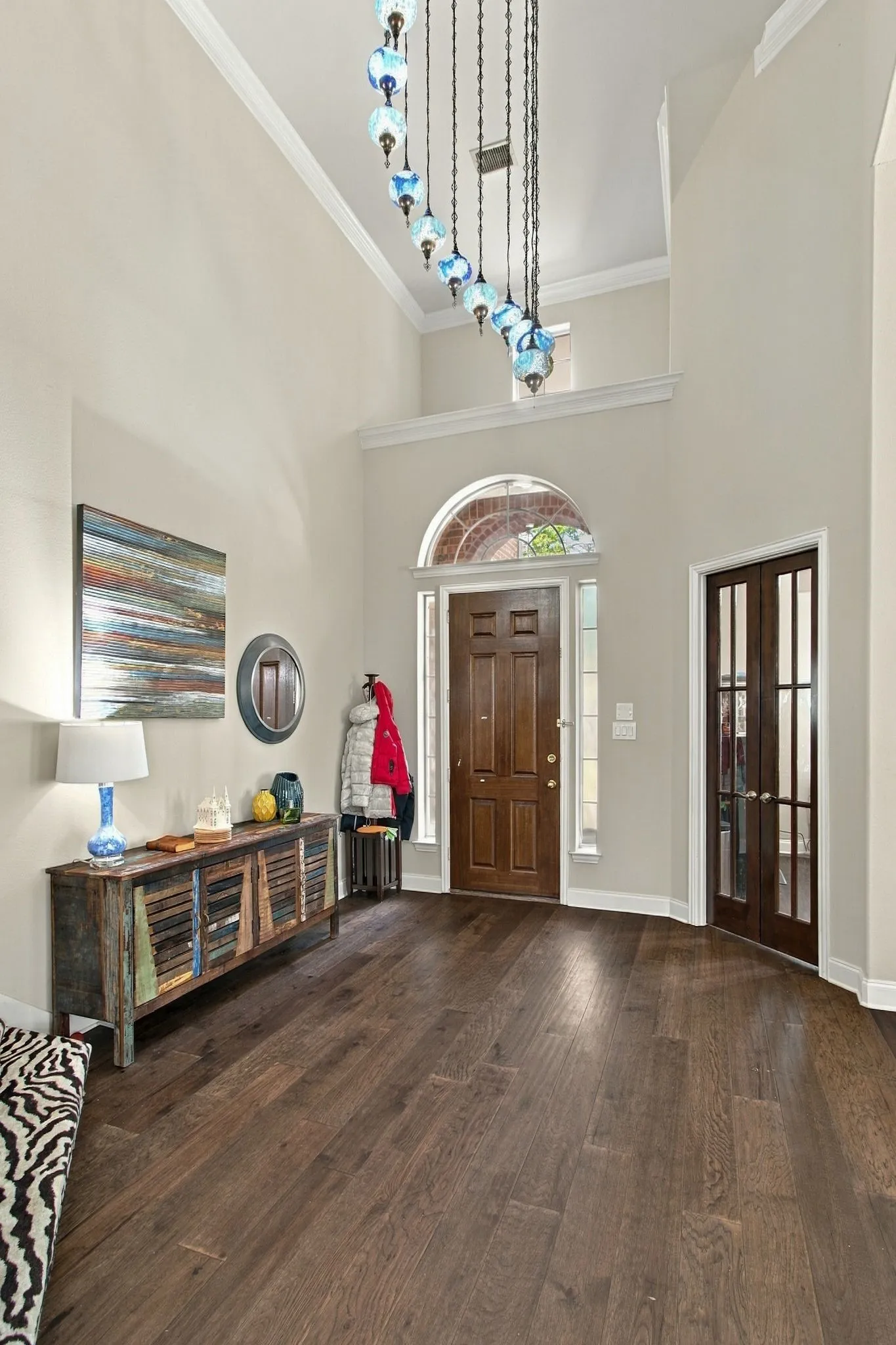 Single Family Residence For Sale in Denton County , 700 Paradise Cove, Shady Shores, Texas 76208, 4 Bedroom, 4 Bathroom, 3 Garage spaces, 3,568 Sqft, built in 2005, mls#21383966, Real Estate Agent in Shady Shores, Homes For Sale in Denton county, Homes For Sale in Shady Shores, Realtor in Shady Shores Texas, Real Estate Brokerage Independent Realty Texas, Luminita Cordes Realtor
