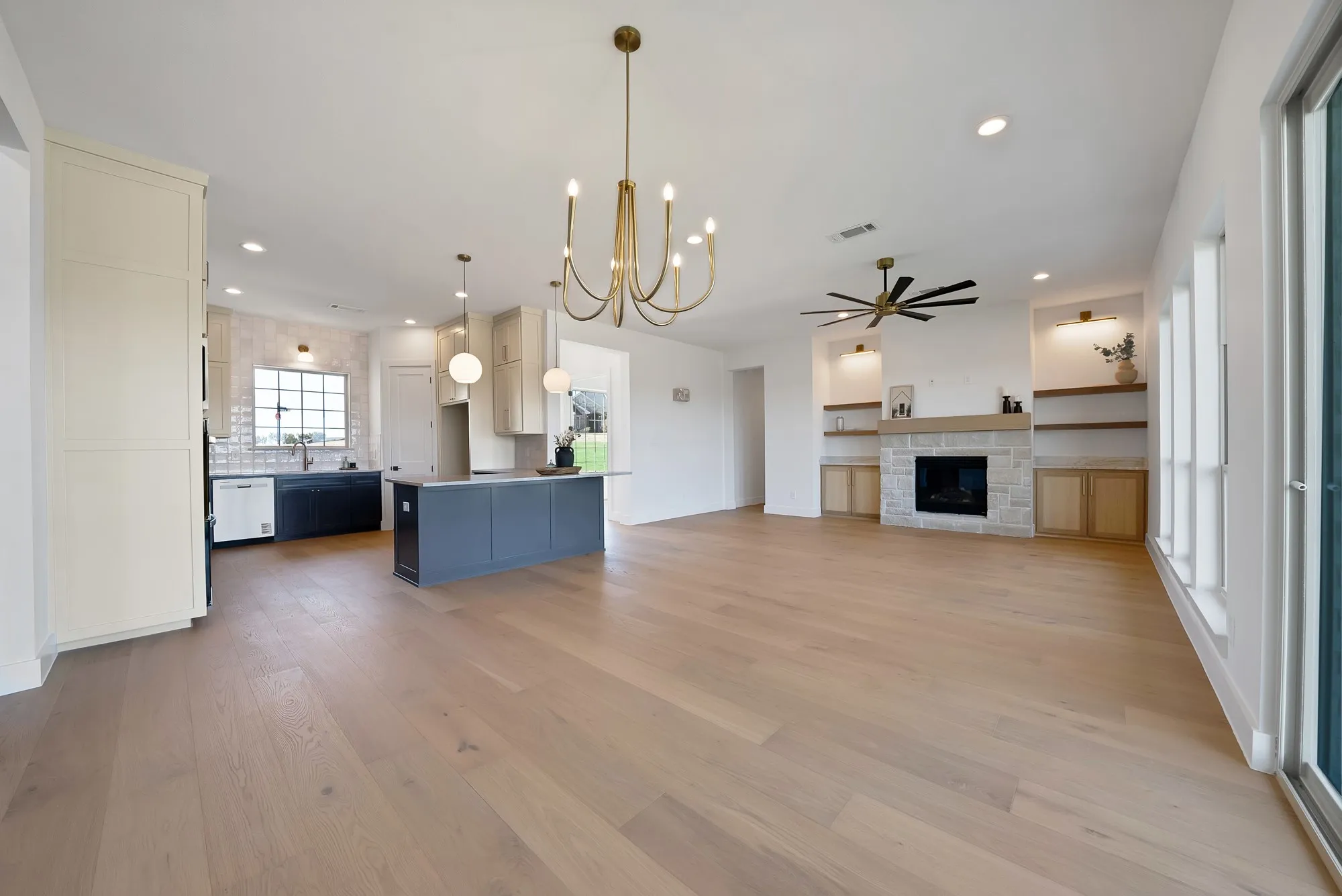 Single Family Residence For Sale in Parker County , 109 Top Flight Drive, Weatherford, Texas 76087, 4 Bedroom, 3 Bathroom, 2 Garage spaces, 2,943 Sqft, built in 2026, mls#21389460, Real Estate Agent in Weatherford, Homes For Sale in Parker county, Homes For Sale in Weatherford, Realtor in Weatherford Texas, Real Estate Brokerage Independent Realty Texas, Luminita Cordes Realtor