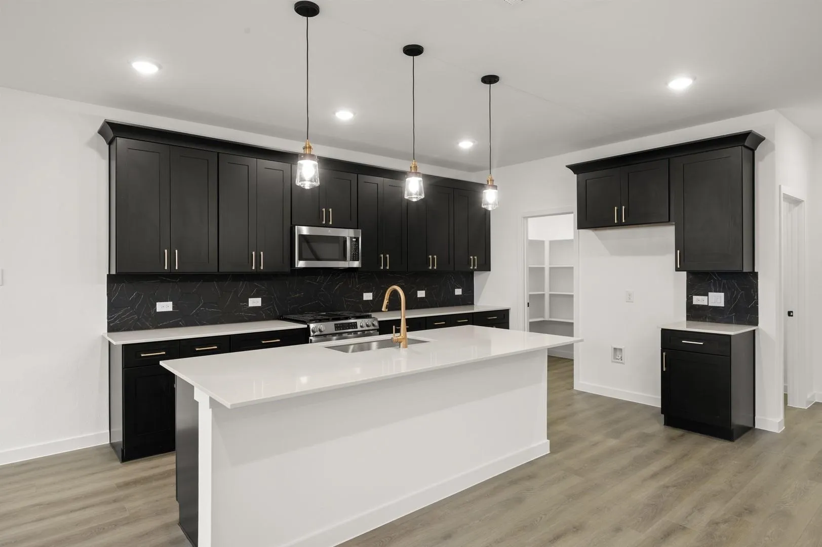 Single Family Residence For Sale in Denton County , 681 Tyronza, Justin, Texas 76247, 4 Bedroom, 4 Bathroom, 2 Garage spaces, 2,619 Sqft, built in 2026, mls#21388372, Real Estate Agent in Justin, Homes For Sale in Denton county, Homes For Sale in Justin, Realtor in Justin Texas, Real Estate Brokerage Independent Realty Texas, Luminita Cordes Realtor