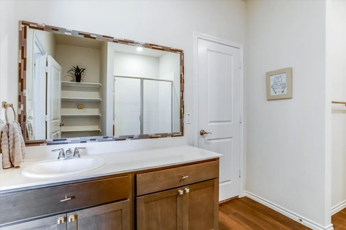 Single Family Residence For Sale in Denton County , 220 Evers Way, Denton, Texas 76207, 4 Bedroom, 3 Bathroom, 2 Garage spaces, 2,697 Sqft, built in 2019, mls#21389402, Real Estate Agent in Denton, Homes For Sale in Denton county, Homes For Sale in Denton, Realtor in Denton Texas, Real Estate Brokerage Independent Realty Texas, Luminita Cordes Realtor