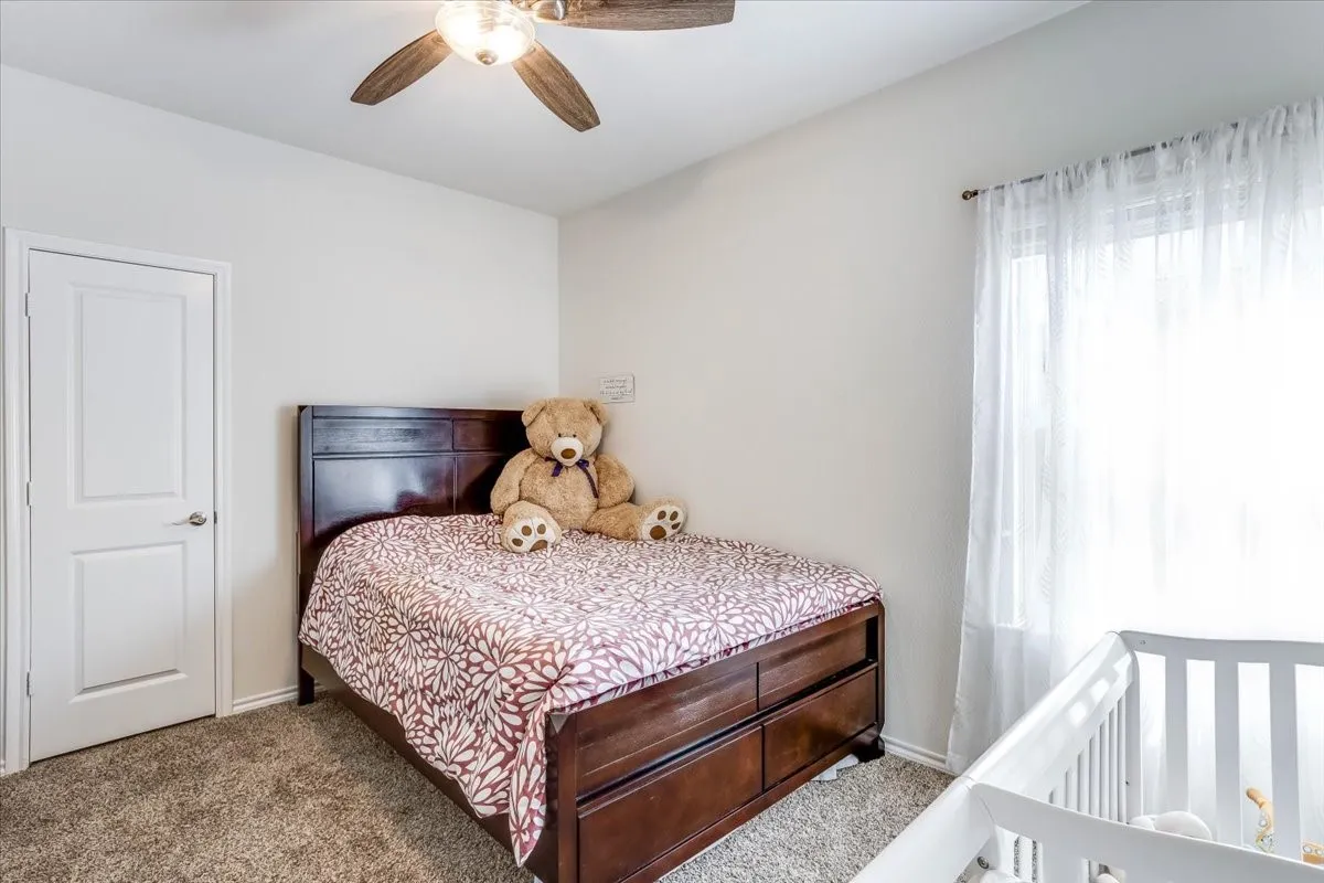 Single Family Residence For Sale in Denton County , 220 Evers Way, Denton, Texas 76207, 4 Bedroom, 3 Bathroom, 2 Garage spaces, 2,697 Sqft, built in 2019, mls#21389402, Real Estate Agent in Denton, Homes For Sale in Denton county, Homes For Sale in Denton, Realtor in Denton Texas, Real Estate Brokerage Independent Realty Texas, Luminita Cordes Realtor