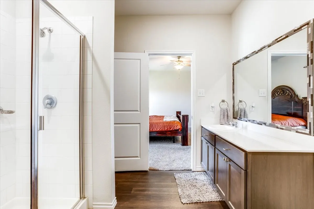 Single Family Residence For Sale in Denton County , 220 Evers Way, Denton, Texas 76207, 4 Bedroom, 3 Bathroom, 2 Garage spaces, 2,697 Sqft, built in 2019, mls#21389402, Real Estate Agent in Denton, Homes For Sale in Denton county, Homes For Sale in Denton, Realtor in Denton Texas, Real Estate Brokerage Independent Realty Texas, Luminita Cordes Realtor