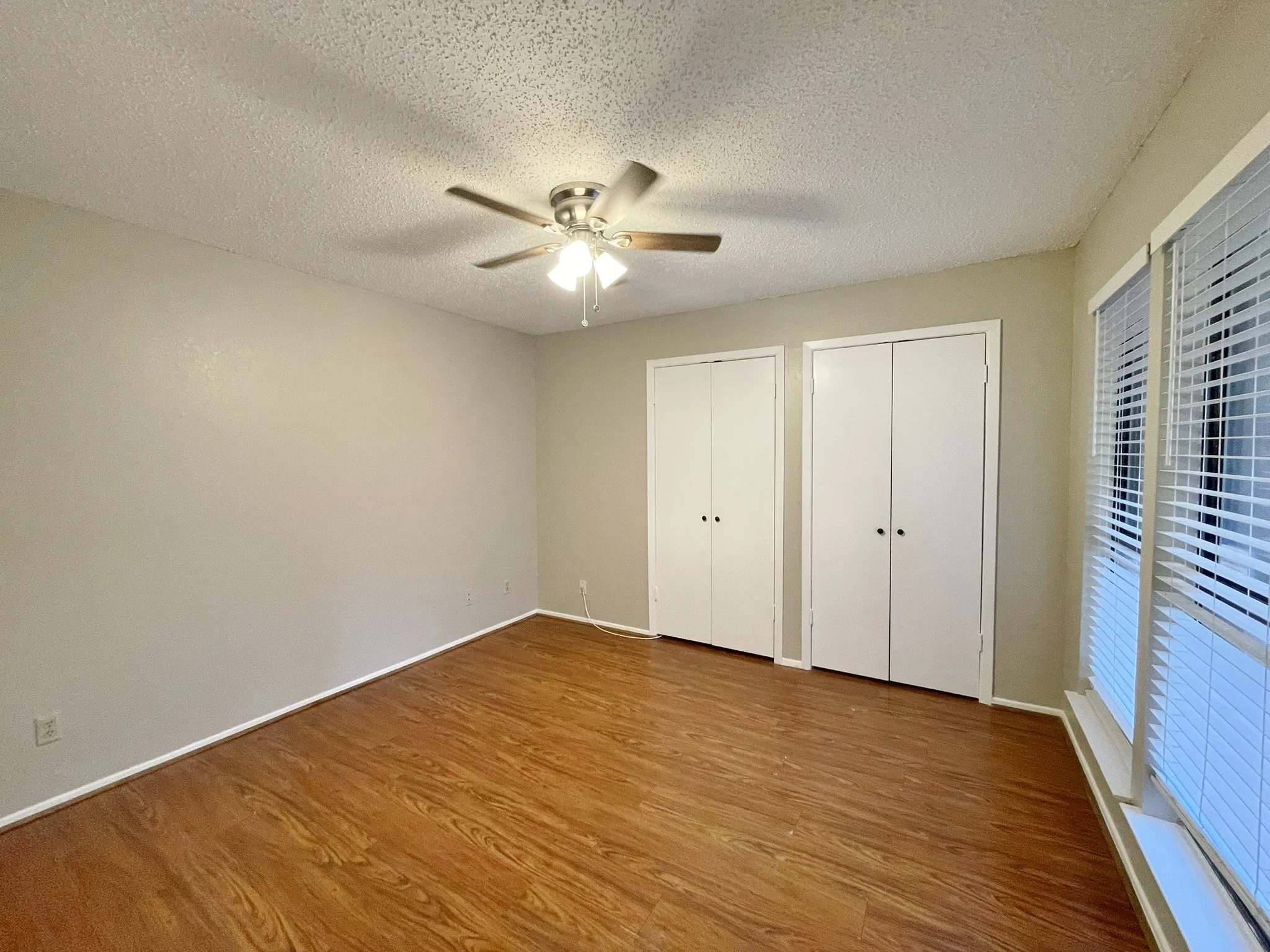 Townhouse For Rent in Dallas County , 1910 Wilshire Drive, Irving, Texas 75061, 2 Bedroom, 2 Bathroom, 2 Garage spaces, 1,319 Sqft, built in 1984, mls#21389518, Real Estate Agent in Irving, Homes For Rent in Dallas county, Homes For Rent in Irving, Realtor in Irving Texas, Real Estate Brokerage Independent Realty Texas, Luminita Cordes Realtor