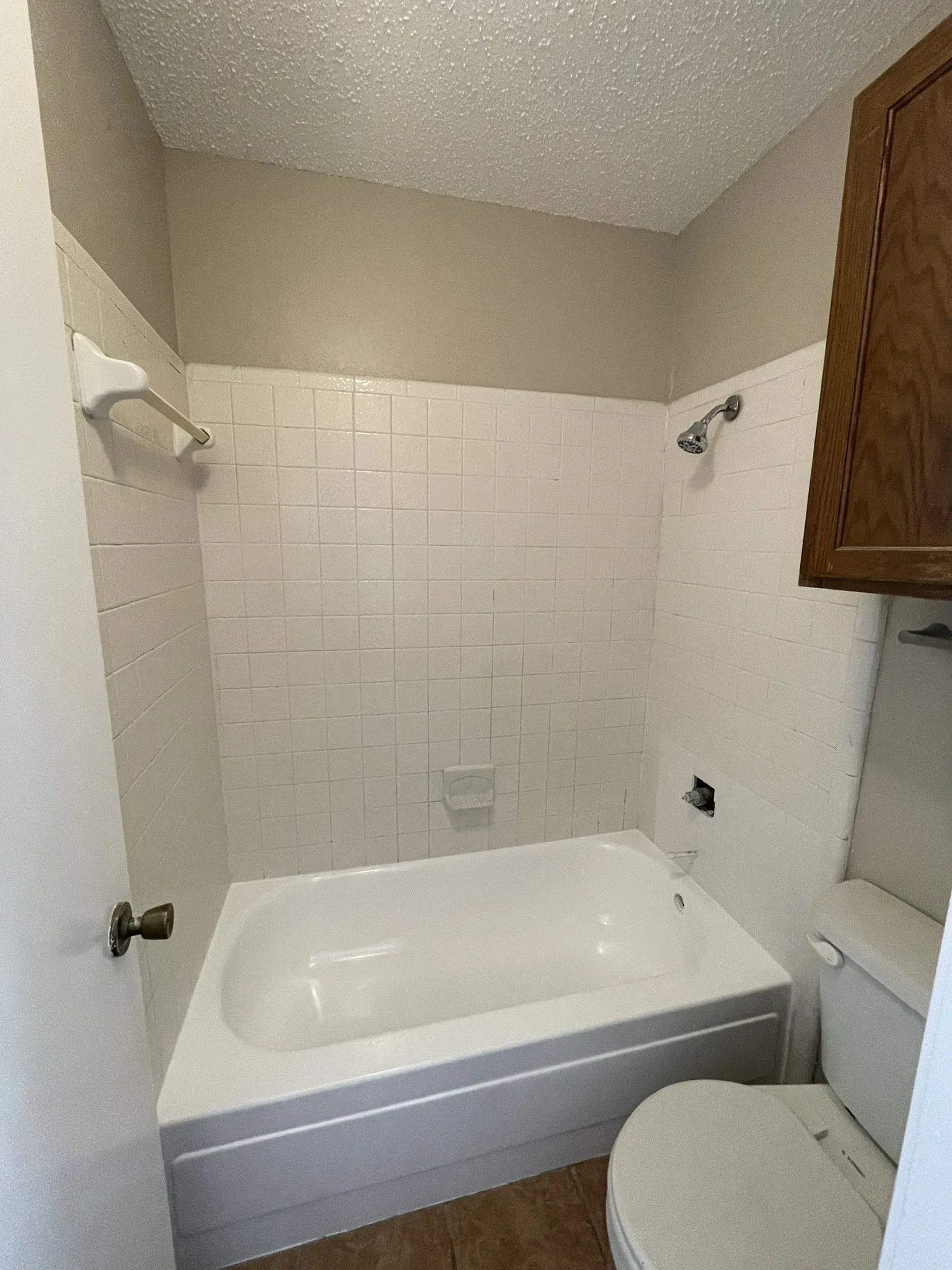 Townhouse For Rent in Dallas County , 1910 Wilshire Drive, Irving, Texas 75061, 2 Bedroom, 2 Bathroom, 2 Garage spaces, 1,319 Sqft, built in 1984, mls#21389518, Real Estate Agent in Irving, Homes For Rent in Dallas county, Homes For Rent in Irving, Realtor in Irving Texas, Real Estate Brokerage Independent Realty Texas, Luminita Cordes Realtor