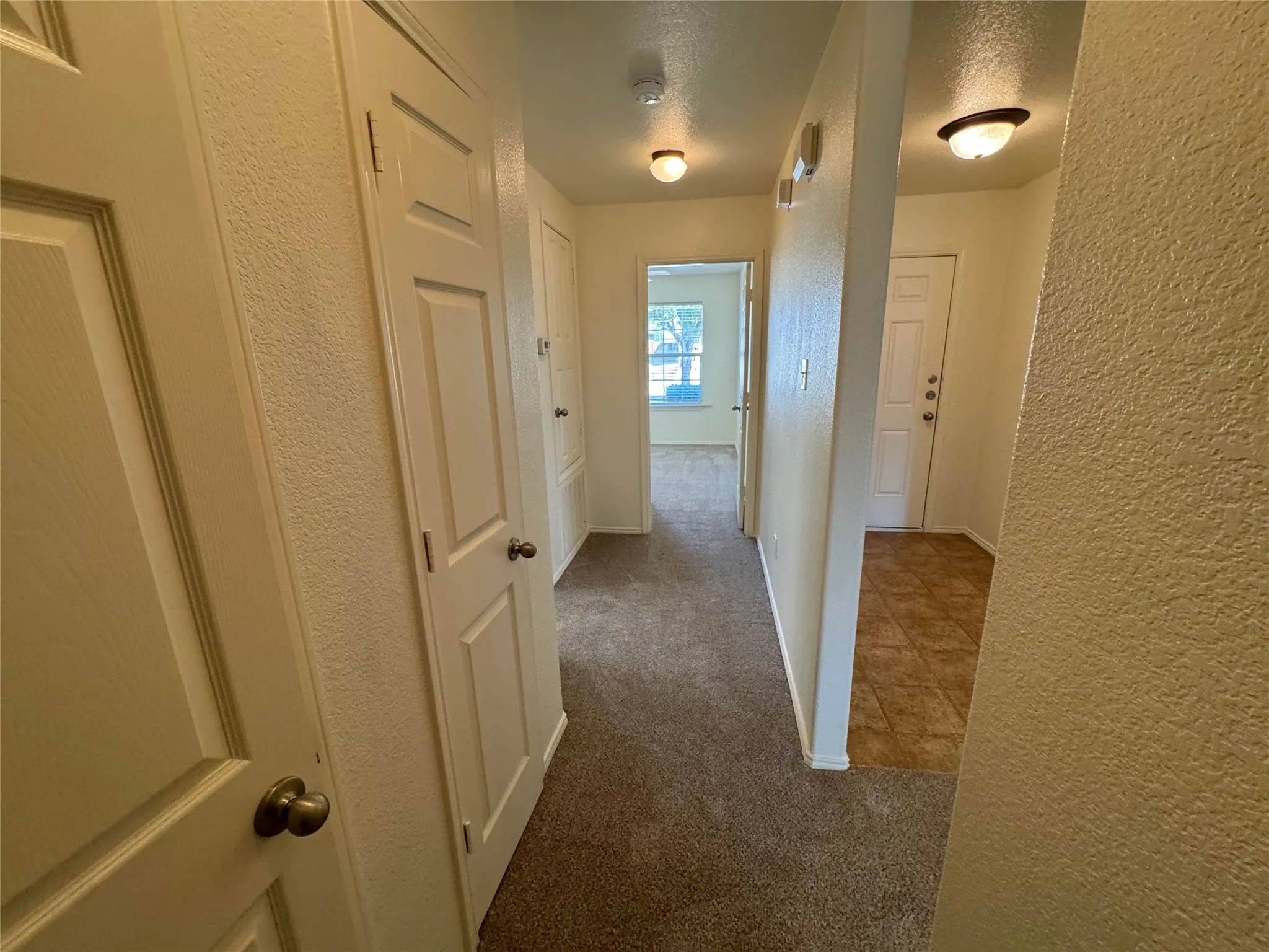Single Family Residence For Rent in Tarrant County , 5729 Mirror Ridge Drive, Fort Worth, Texas 76179, 3 Bedroom, 2 Bathroom, 2 Garage spaces, 1,276 Sqft, built in 2008, mls#21389532, Real Estate Agent in Fort Worth, Homes For Rent in Tarrant county, Homes For Rent in Fort Worth, Realtor in Fort Worth Texas, Real Estate Brokerage Independent Realty Texas, Luminita Cordes Realtor