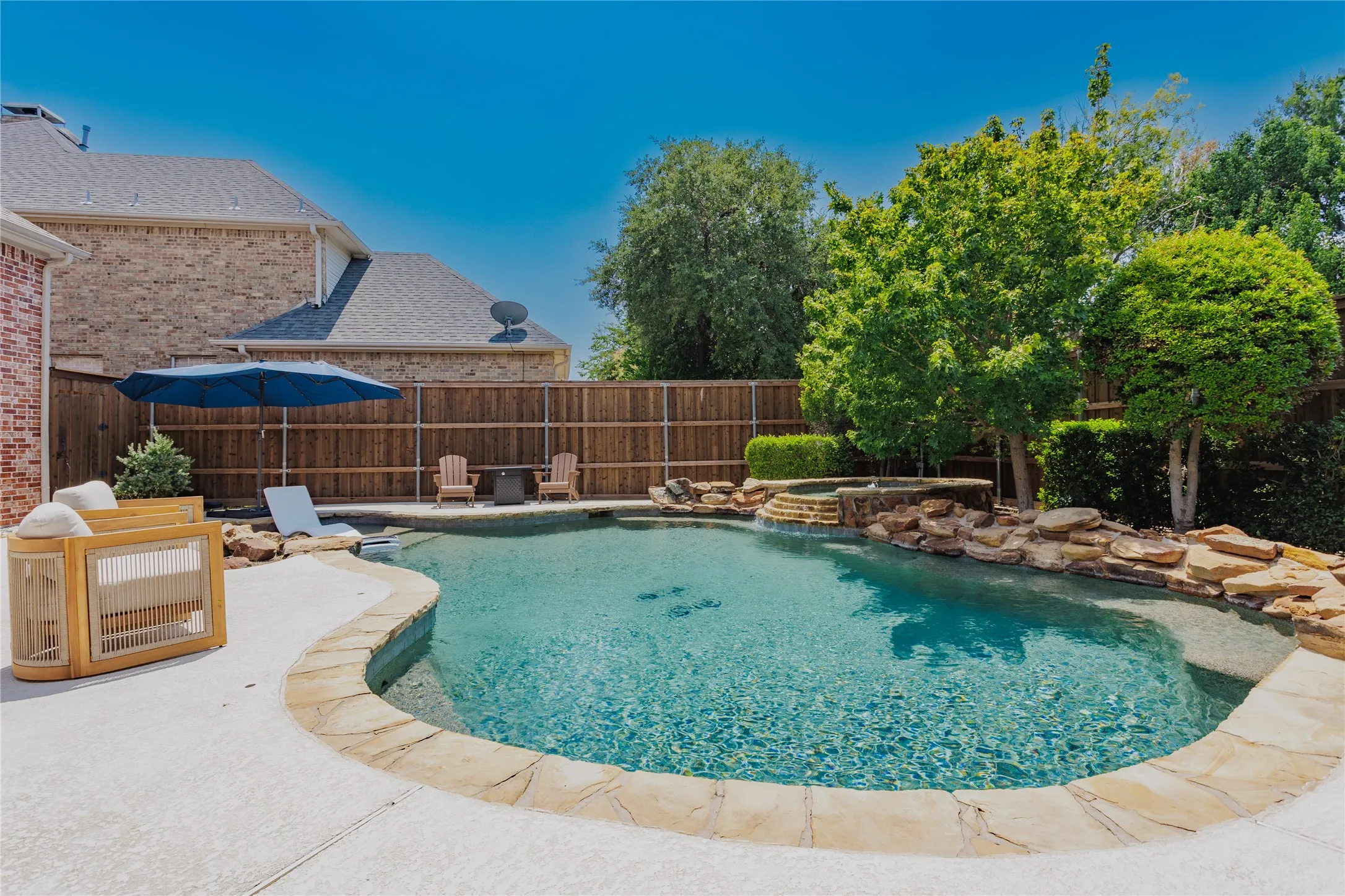 Refreshing, Zero Entry, Heated Pool and Spa!