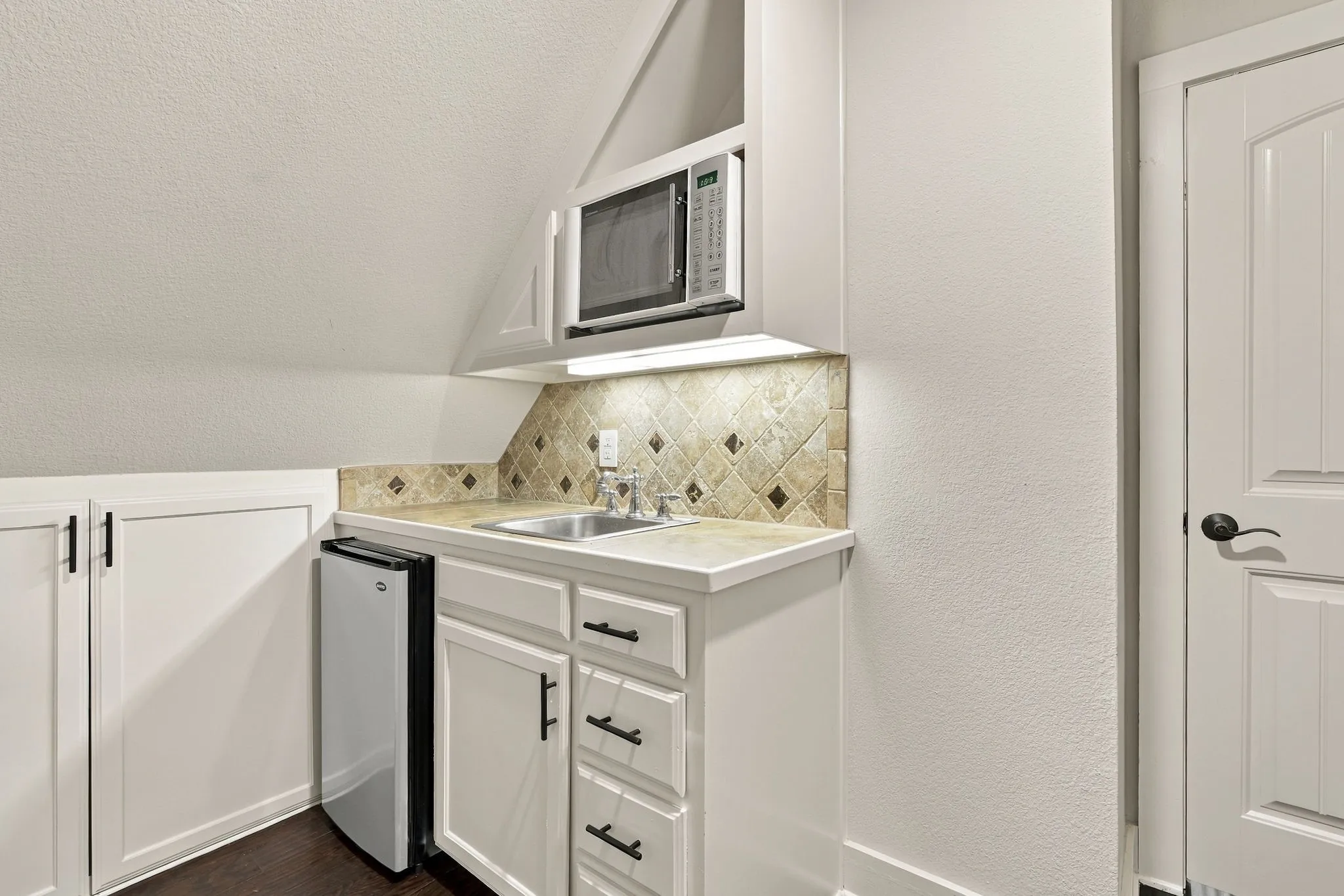 Upstairs Kitchenette