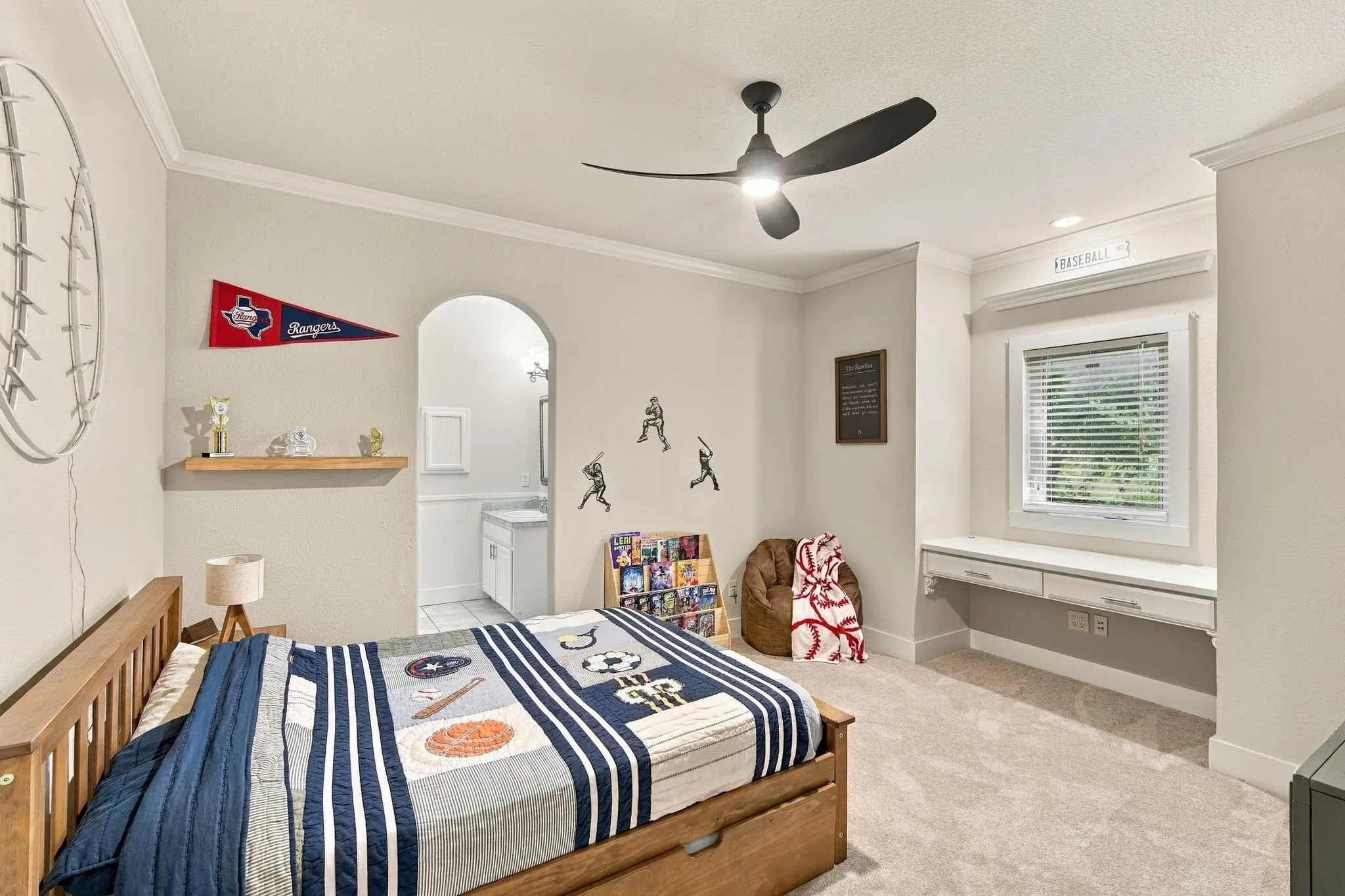 Single Family Residence For Sale in Ellis County , 4050 Wisteria Trail, Midlothian, Texas 76065, 4 Bedroom, 4 Bathroom, 4 Garage spaces, 3,614 Sqft, built in 2006, mls#21376104, Real Estate Agent in Midlothian, Homes For Sale in Ellis county, Homes For Sale in Midlothian, Realtor in Midlothian Texas, Real Estate Brokerage Independent Realty Texas, Luminita Cordes Realtor