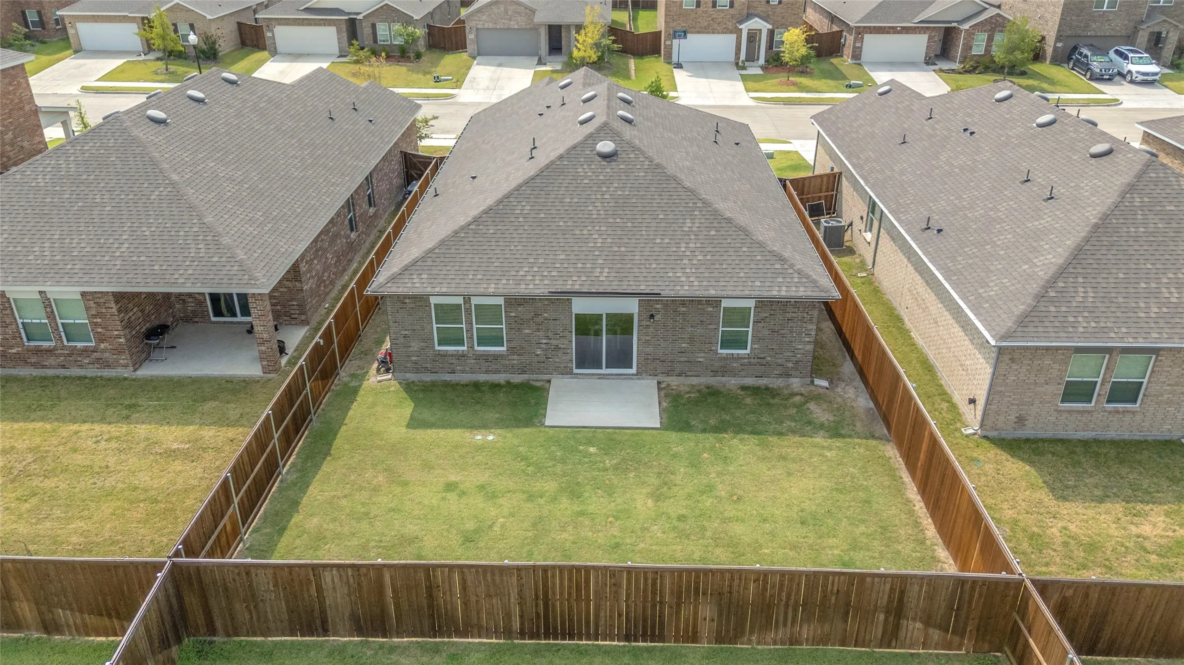 Single Family Residence For Rent in Kaufman County , 1853 Mccree Street, Forney, Texas 75126, 4 Bedroom, 2 Bathroom, 2 Garage spaces, 1,824 Sqft, built in 2024, mls#21389503, Real Estate Agent in Forney, Homes For Rent in Kaufman county, Homes For Rent in Forney, Realtor in Forney Texas, Real Estate Brokerage Independent Realty Texas, Luminita Cordes Realtor