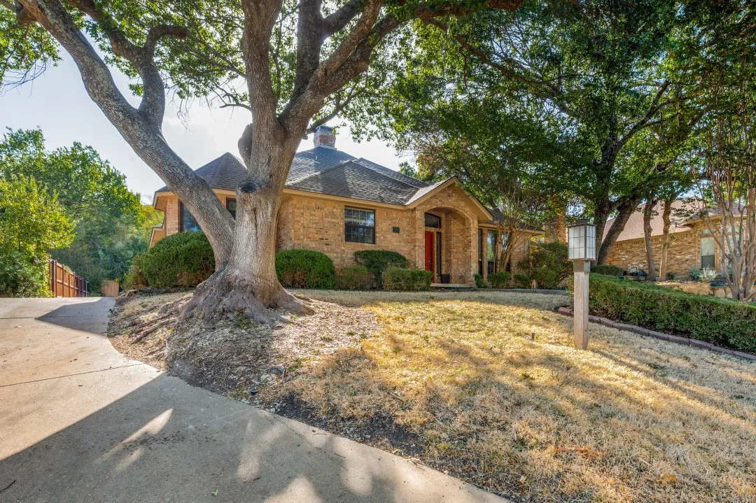 Single Family Residence For Sale