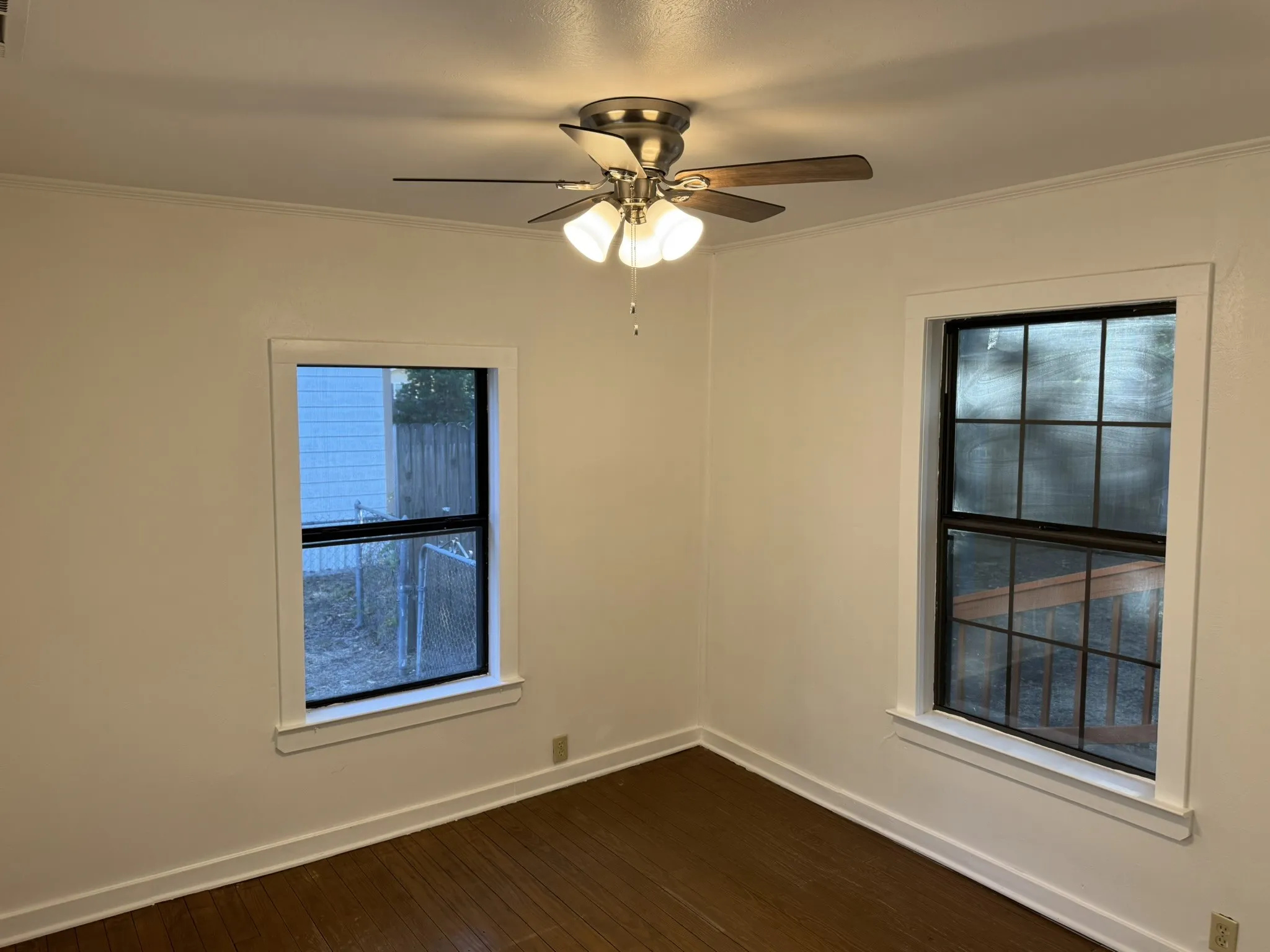 Single Family Residence For Rent in Hunt County , 1307 Church Street, Commerce, Texas 75428, 2 Bedroom, 1 Bathroom, Garage spaces, 835 Sqft, built in 1950, mls#21389026, Real Estate Agent in Commerce, Homes For Rent in Hunt county, Homes For Rent in Commerce, Realtor in Commerce Texas, Real Estate Brokerage Independent Realty Texas, Luminita Cordes Realtor